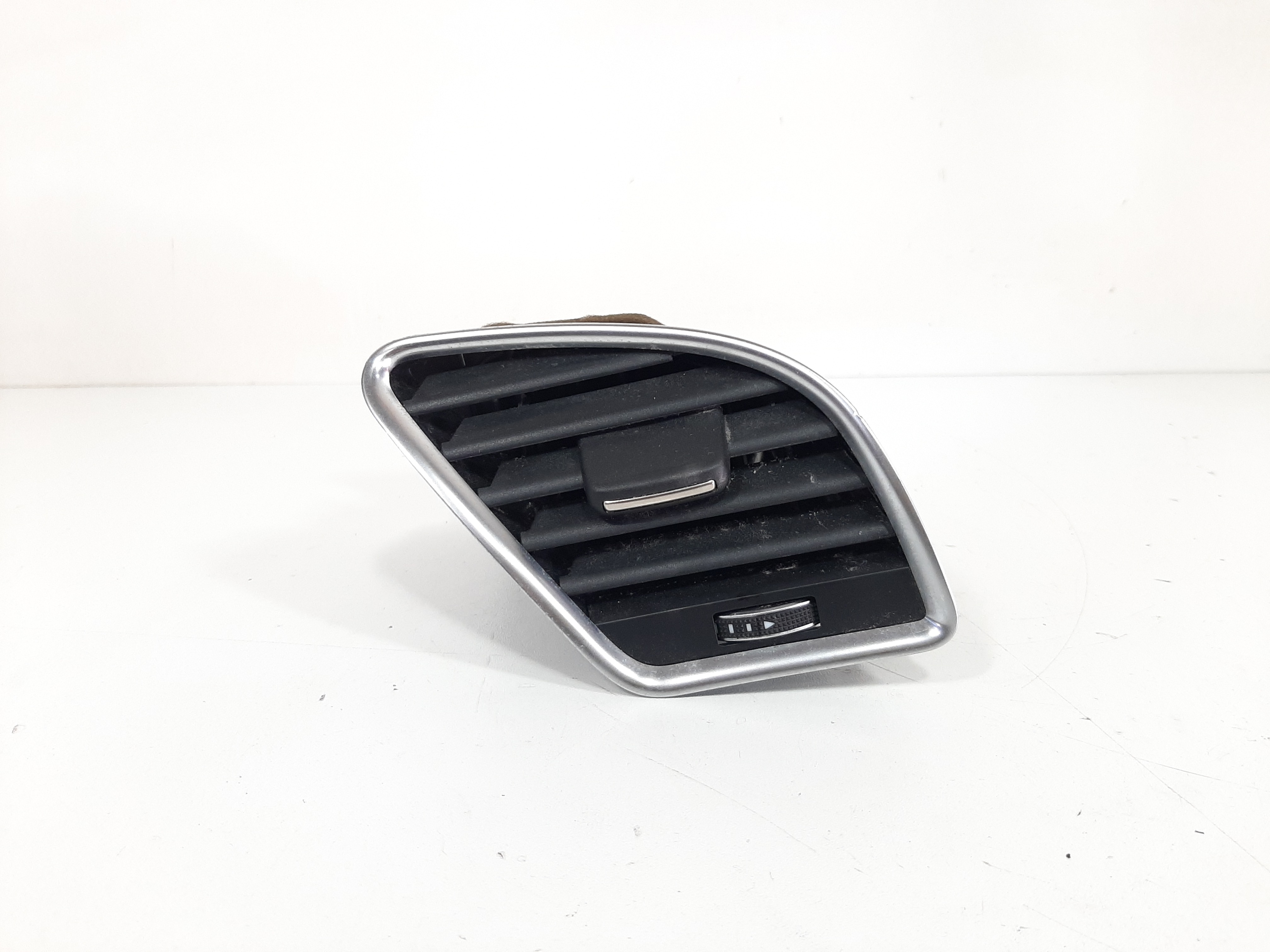 Difusor Ar Dianteiro Direito Audi A4 2010 2011 2012 A 2015 8
