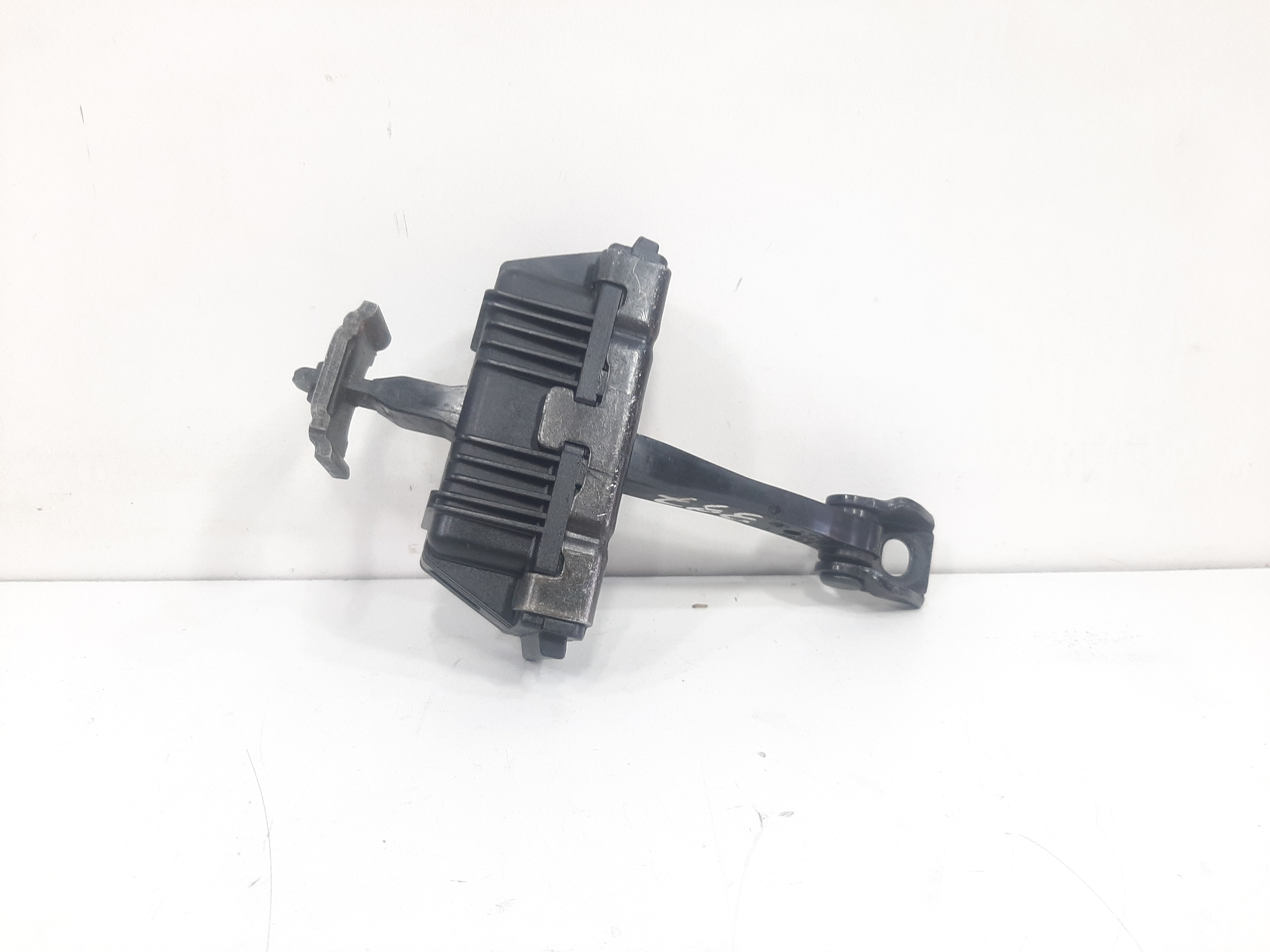 Limitador Porta Dianteira Direita Bmw 320i E90 2006 A 2012 6
