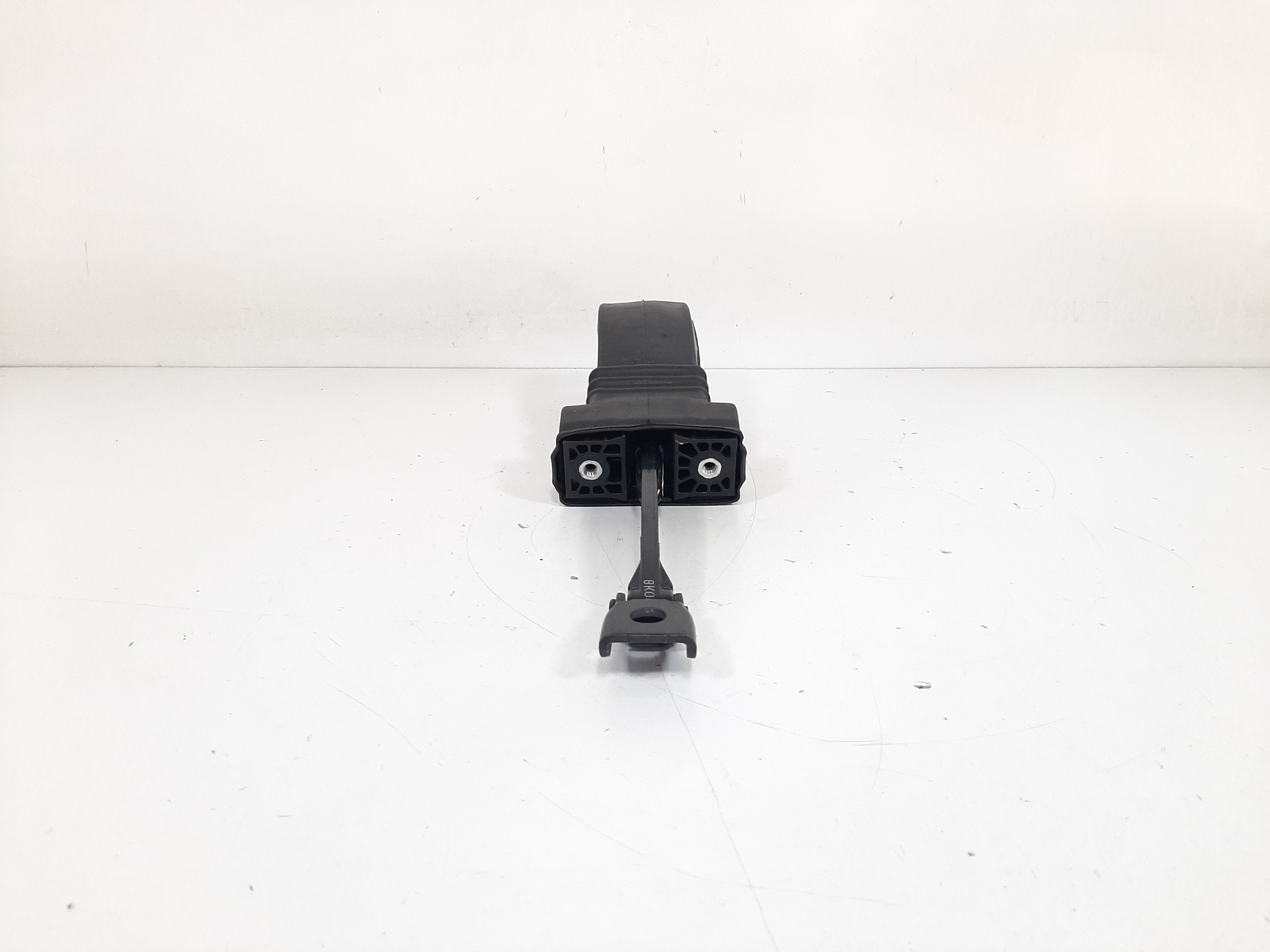 Limitador Porta Traseira Esquerda Audi A4 2013 2014 2015 9
