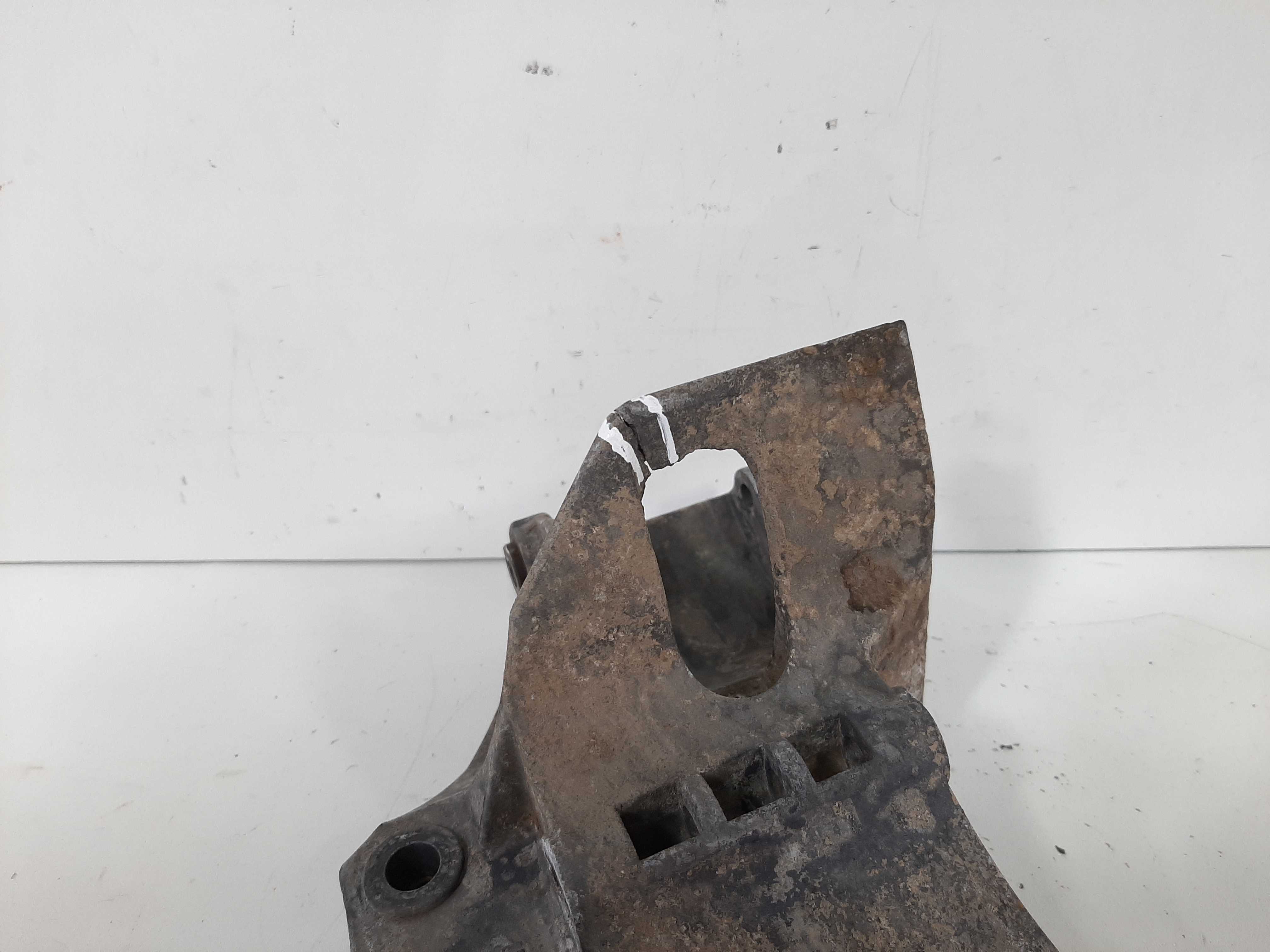 Suporte Compressor Ar Audi A3 1997 1998 1999 A 2005 C/avaria 2