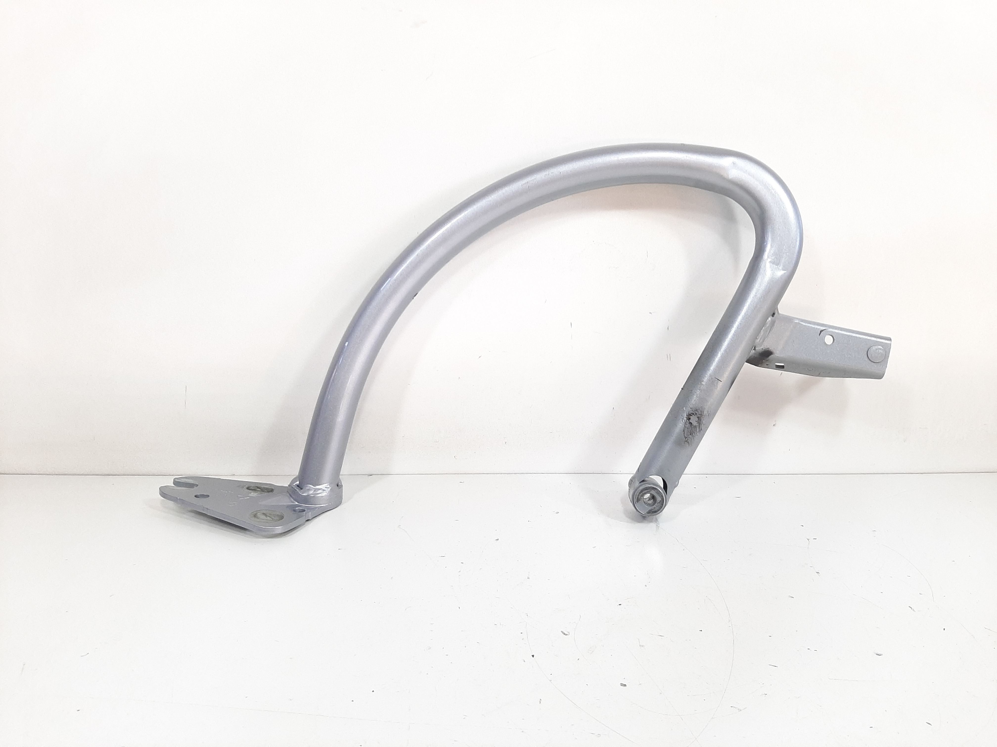Dobradiça Direita Porta Malas Audi A4 2013 2014 2015 2016 4