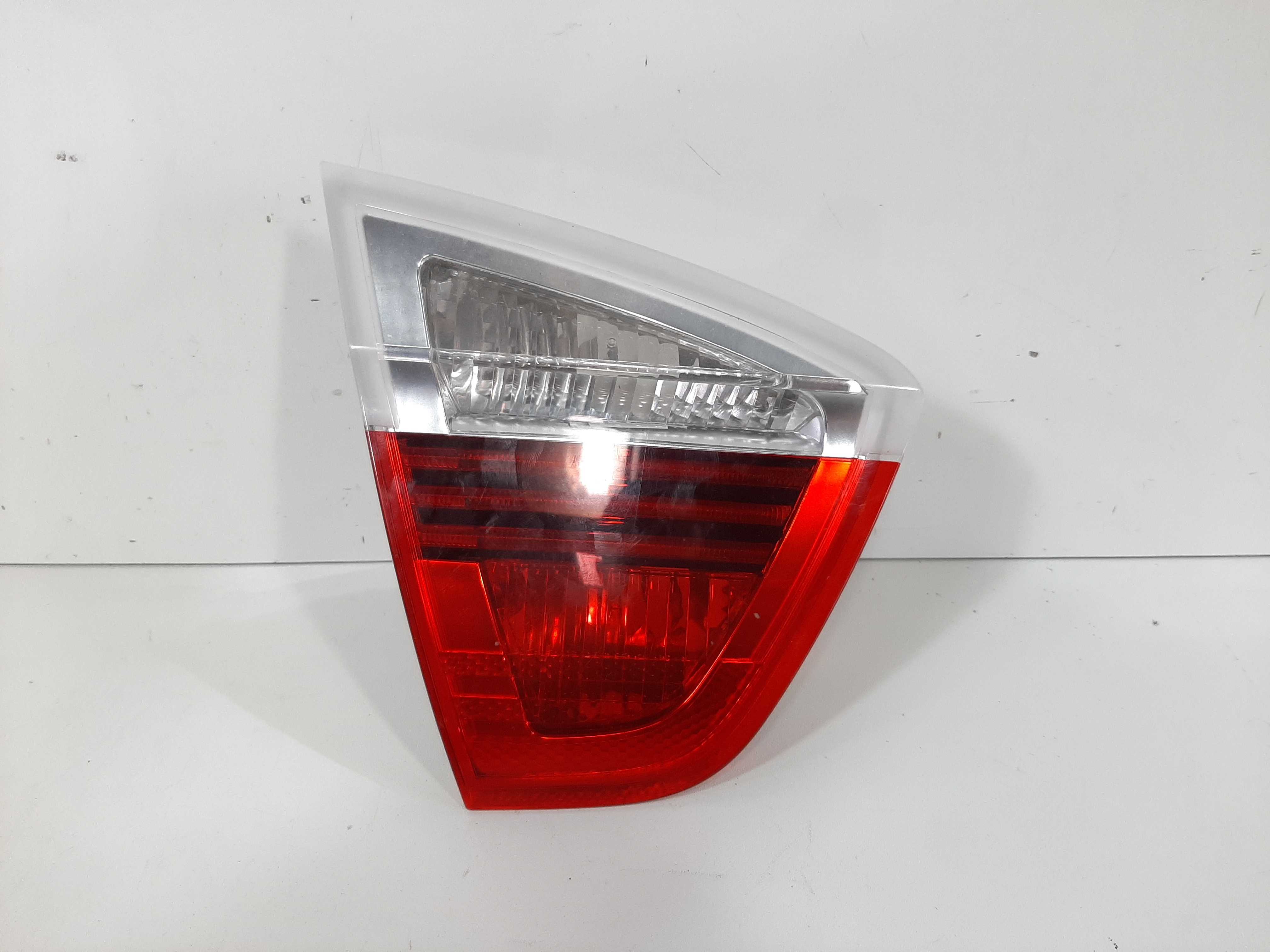 Lanterna Traseira Esquerda Bmw 320i 2006 A 2010 C/ Avaria 1