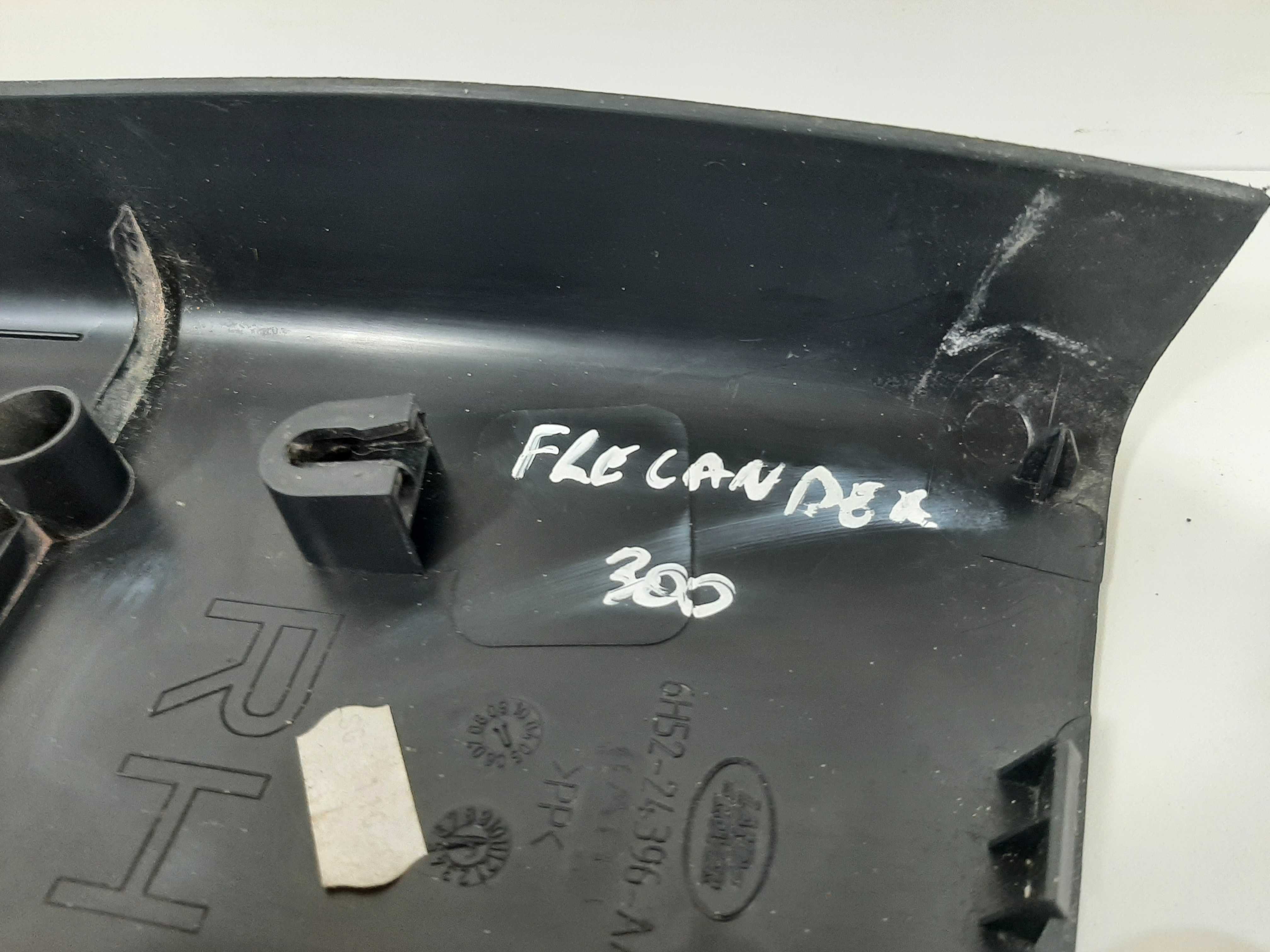 Acabamento Coluna Lado Direito Freelander 2 2006 2007 A 2012 2