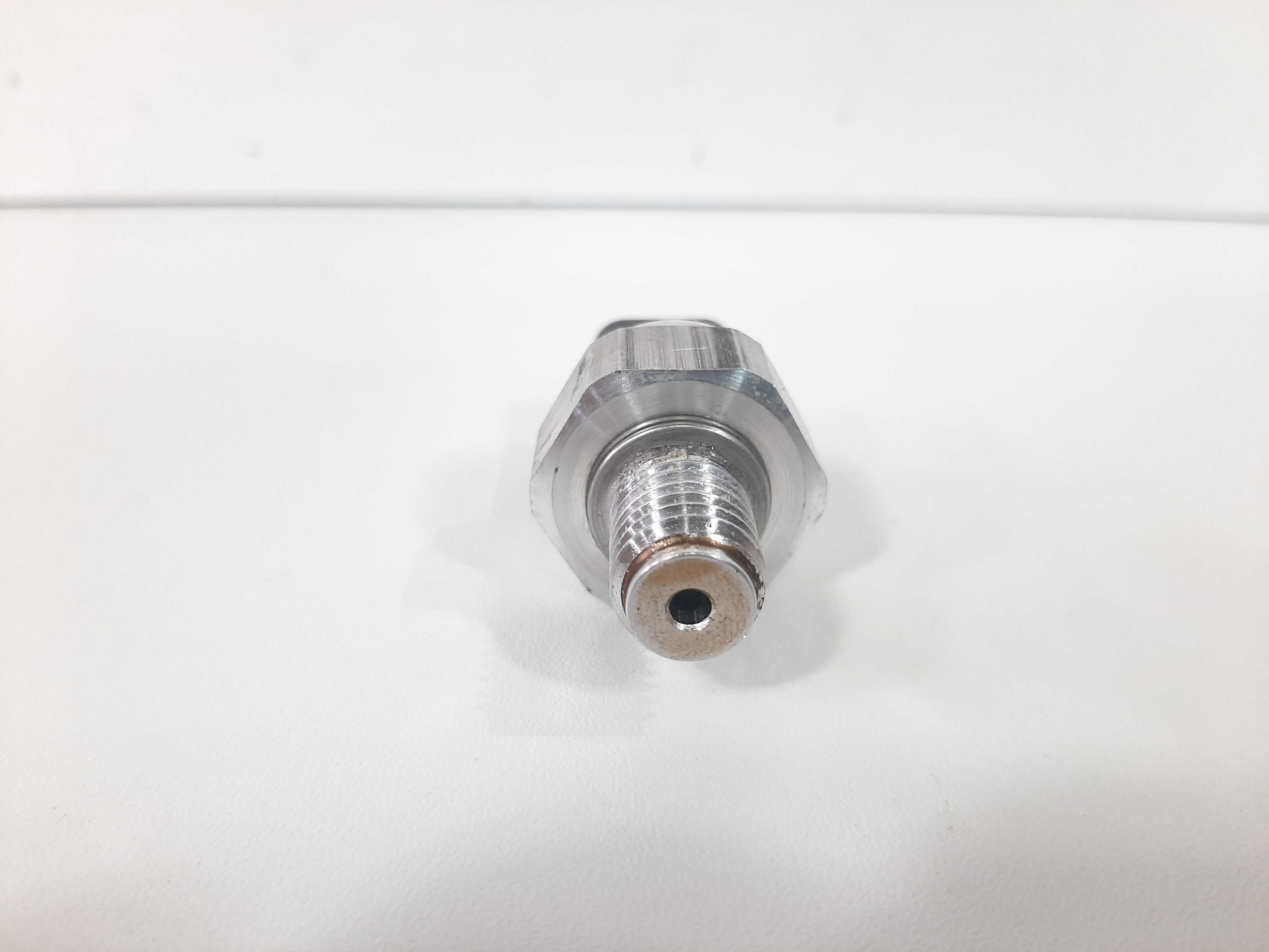Interruptor Sensor Óleo Tracker Cruze 1.4 Turbo 2014 A 2019 5