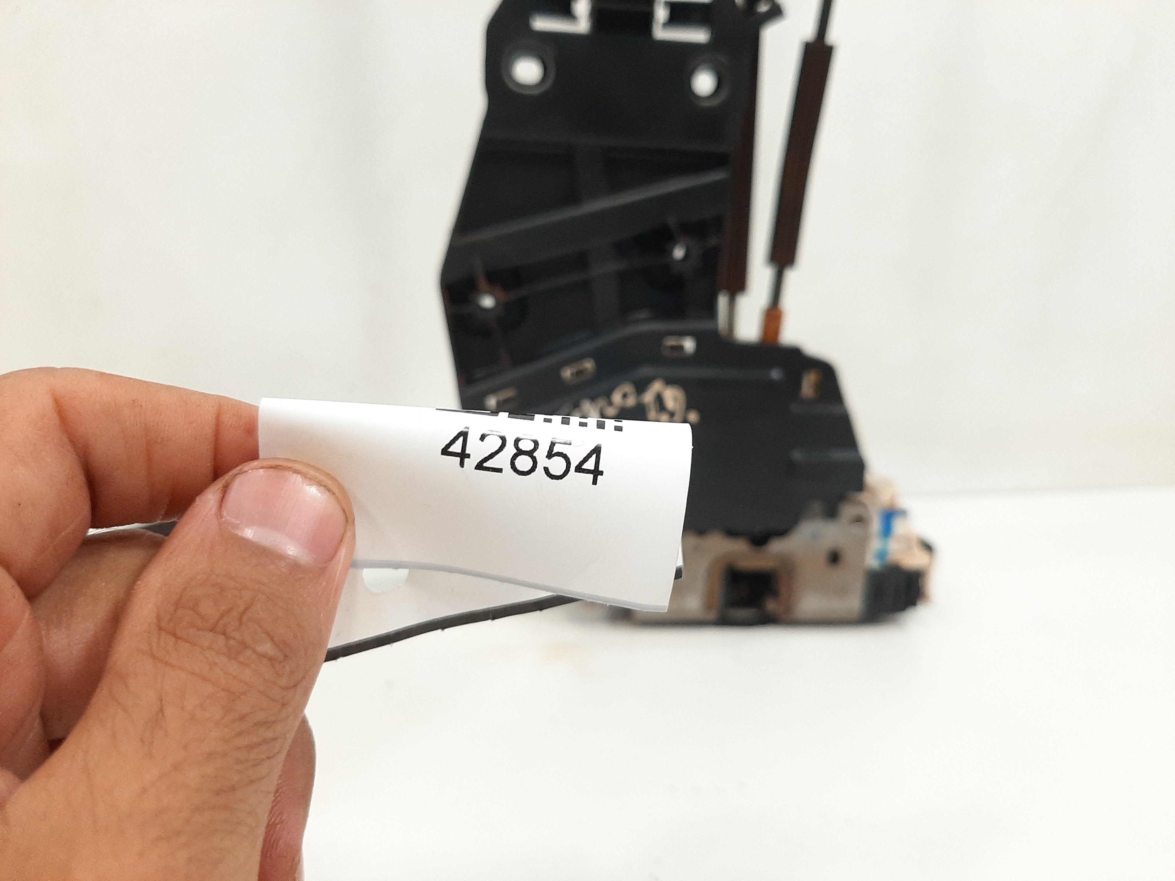 Fechadura Porta Traseira Direita Fiat Toro 2016 2017 A 2020 4