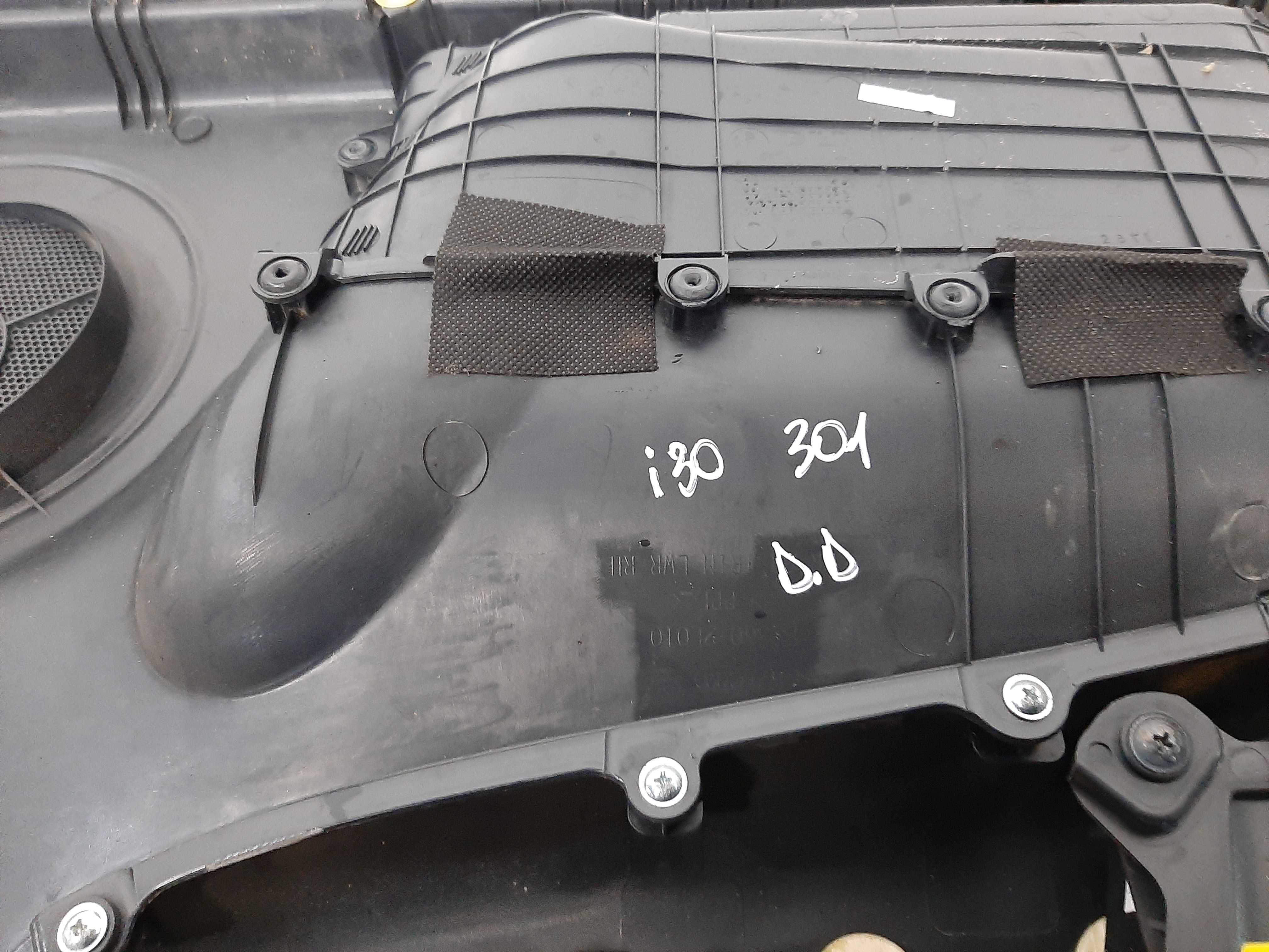 Forro Porta Dianteiro Direito Hyundai I30 2008 2009  A 2012 1