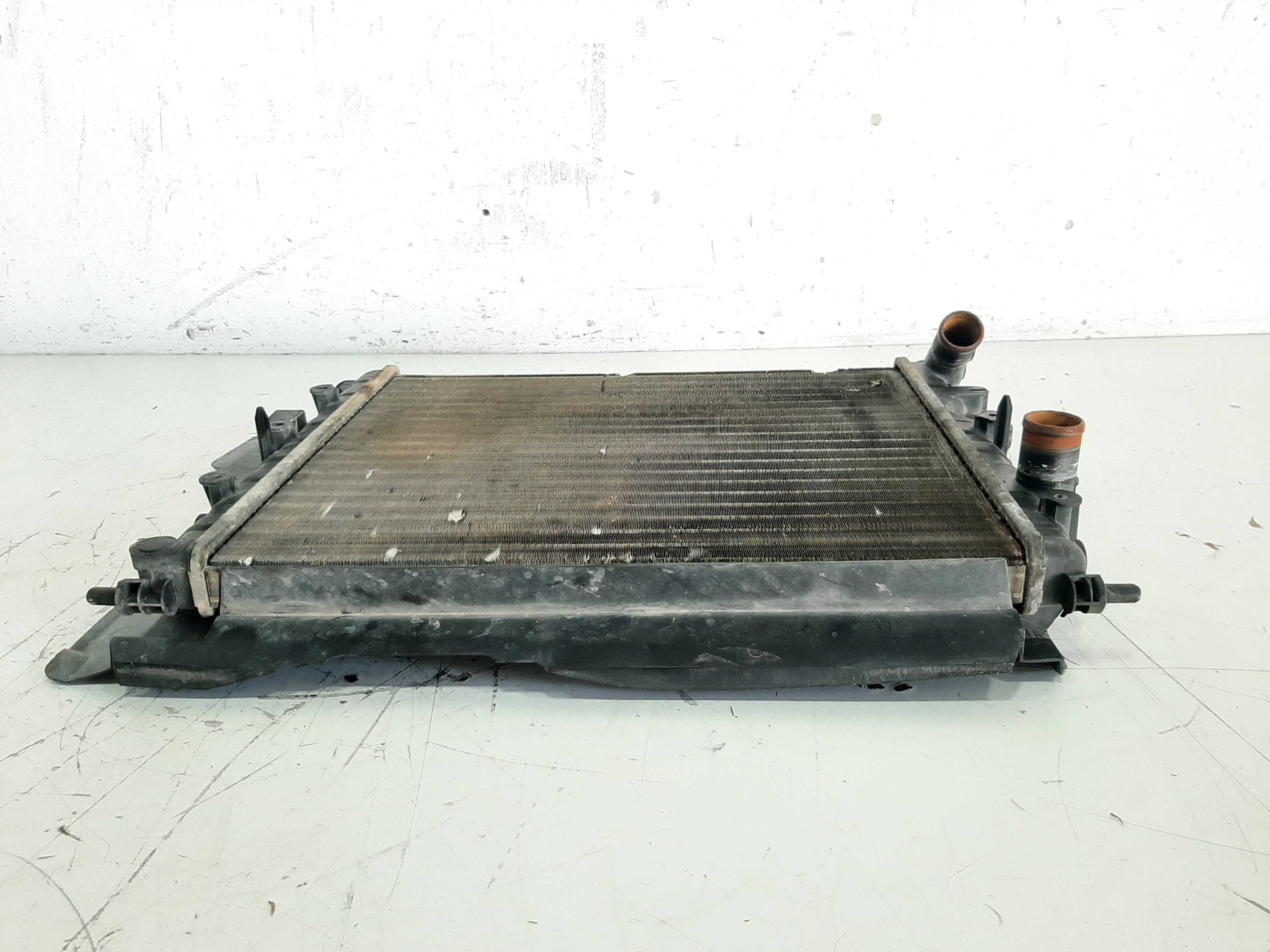 Radiador Agua Renault Clio 1.0 16v Flex 2005 A 2012 Sem Ar 5