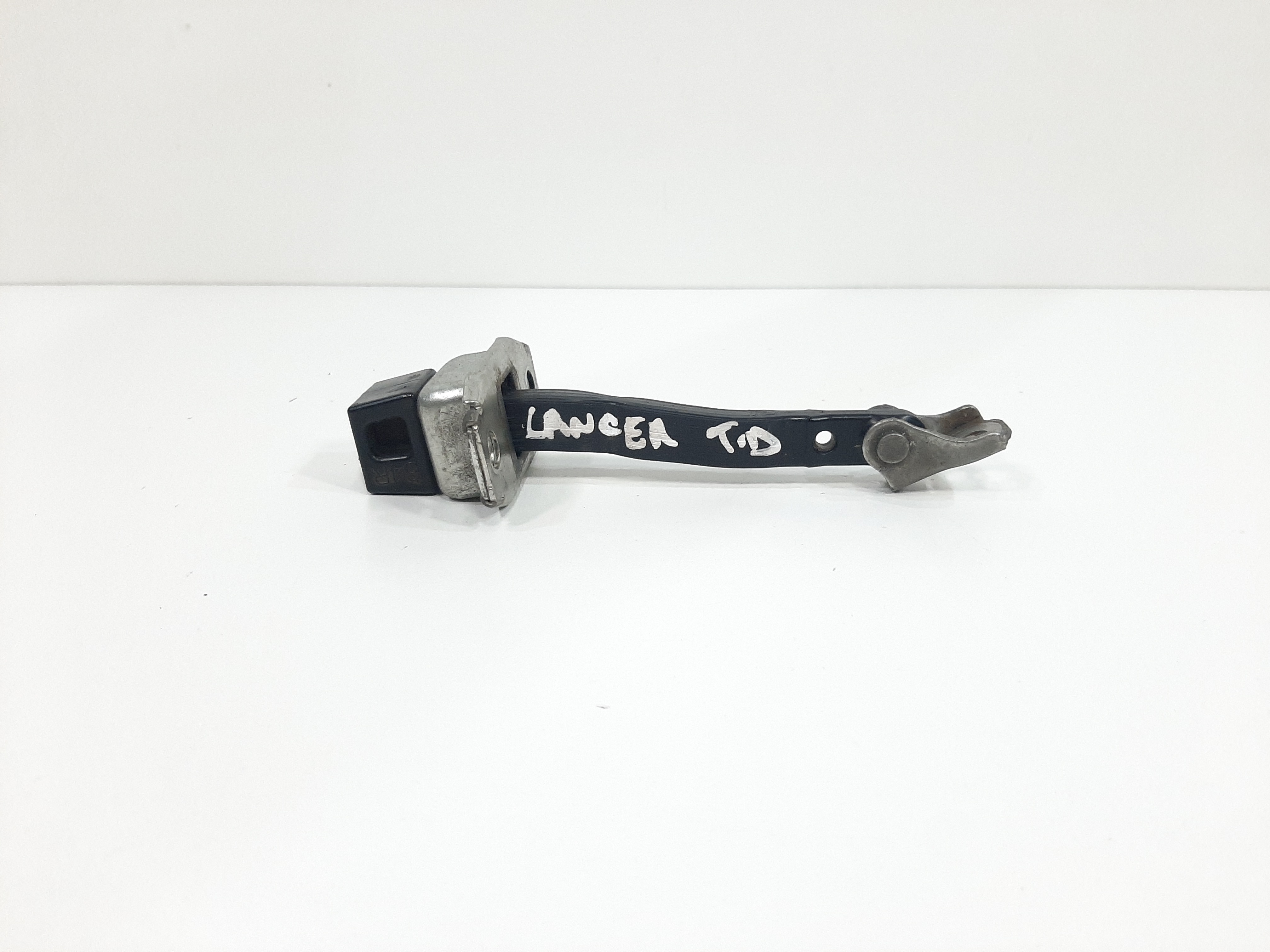Limitador Porta Traseira Direita Lancer 2011 2012 A 2018 2