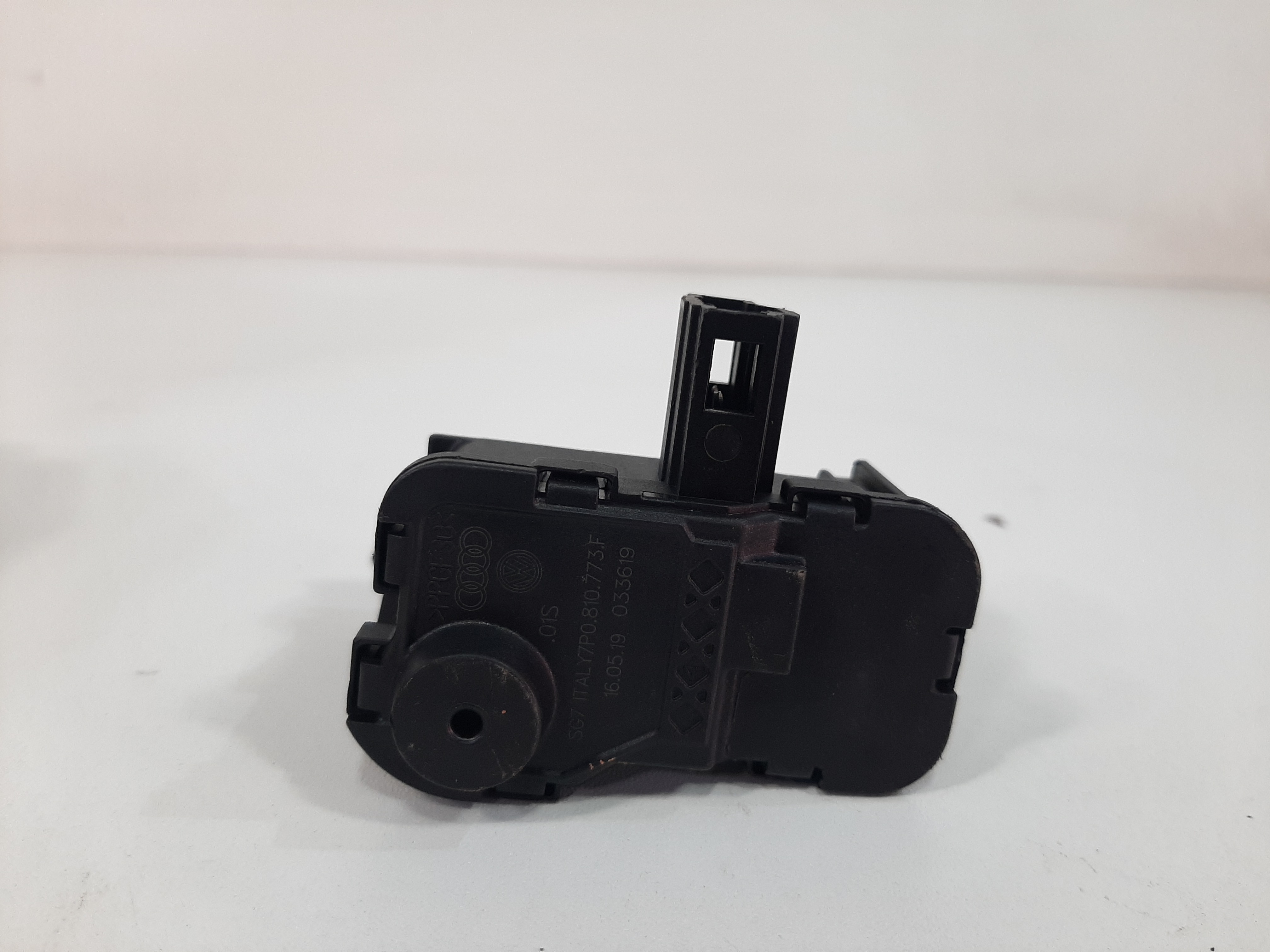 Motor Trava Portinhola Vw Virtus 2018 2019 2020 2021 2022 3