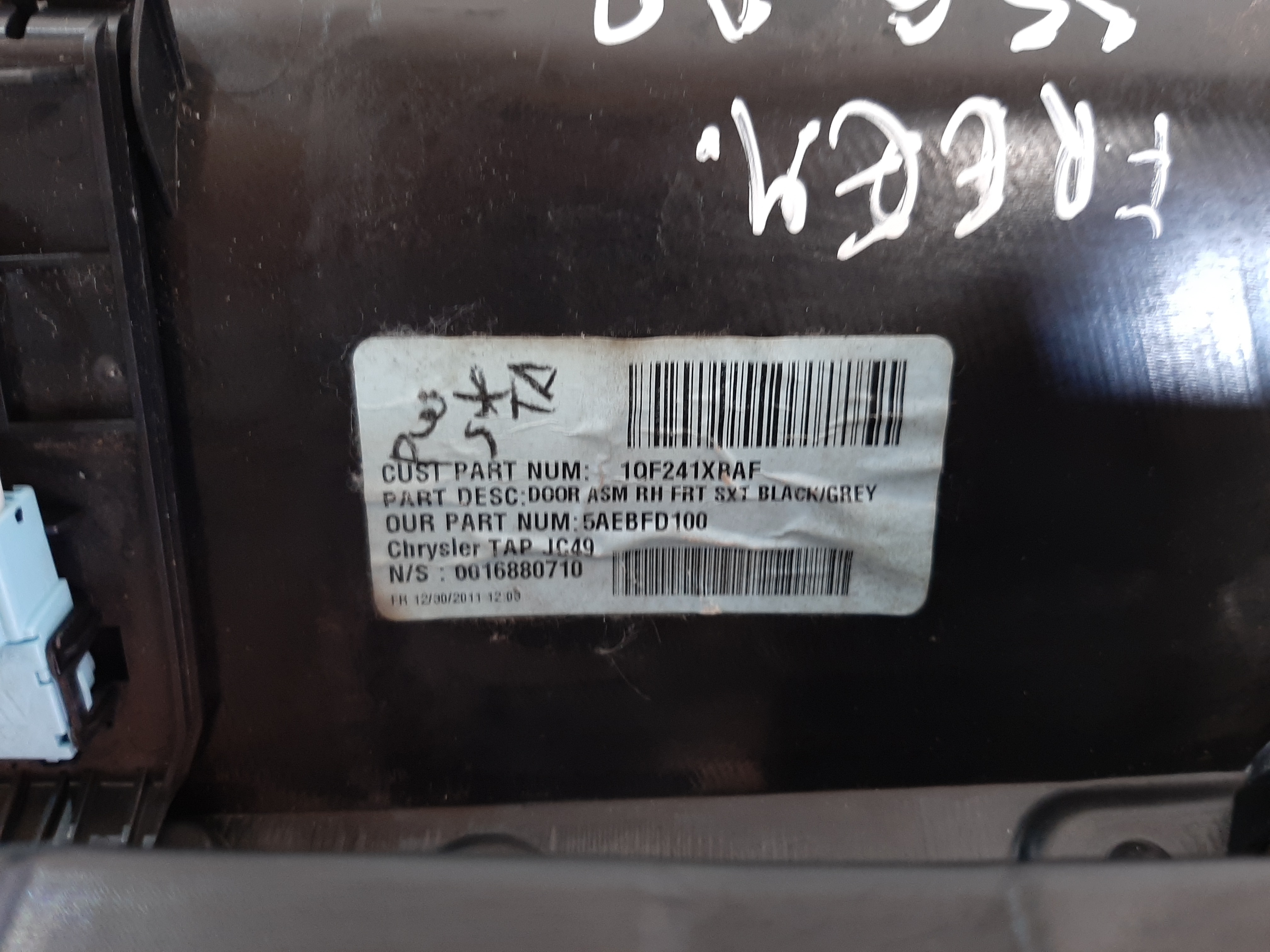 Forro Porta Dianteiro Direito Fiat Freemont 2012 2013 A 2016 9