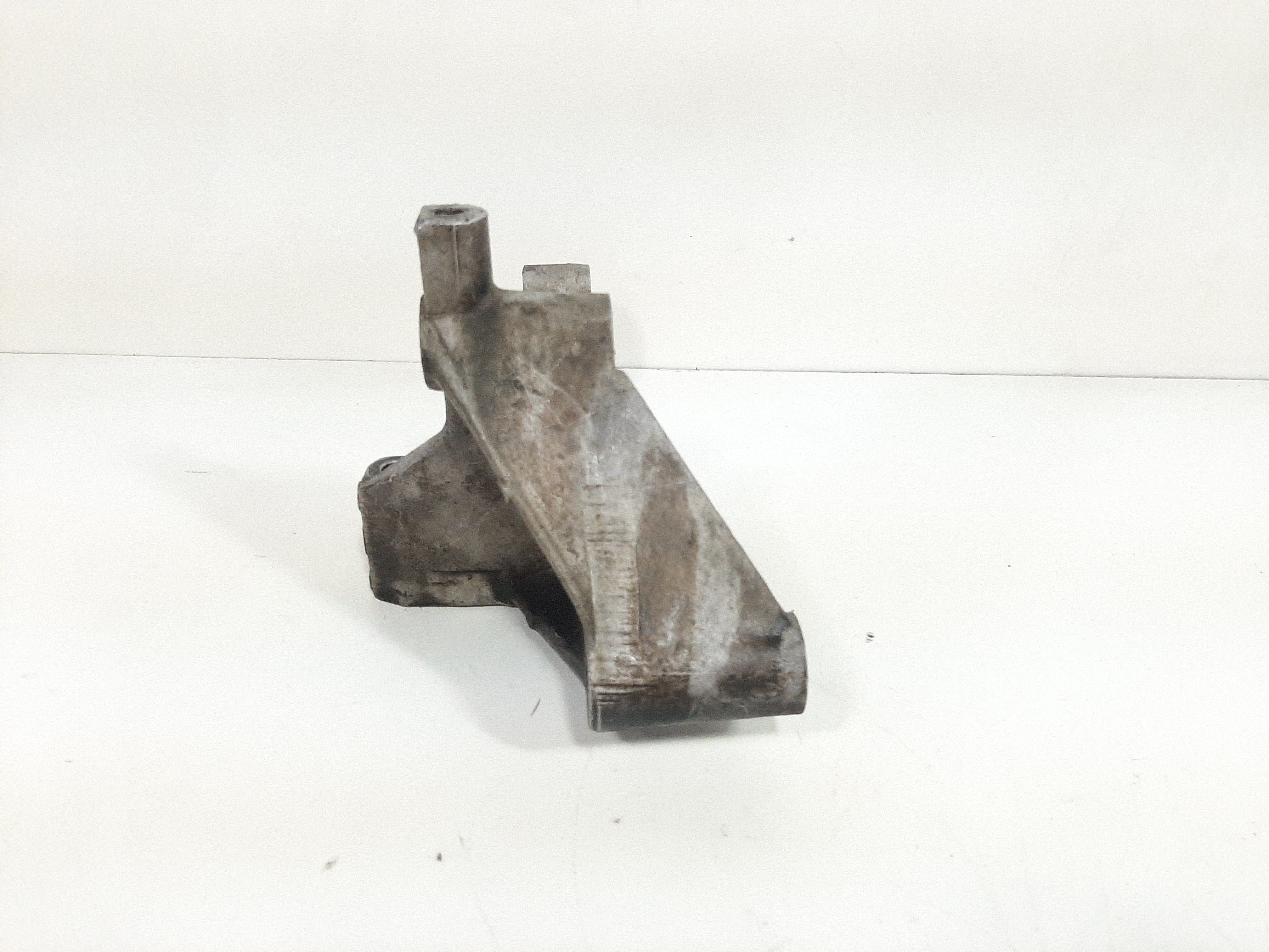 Suporte Compressor Ar Condicionado Sorento 2.5 2004 A 2007 6
