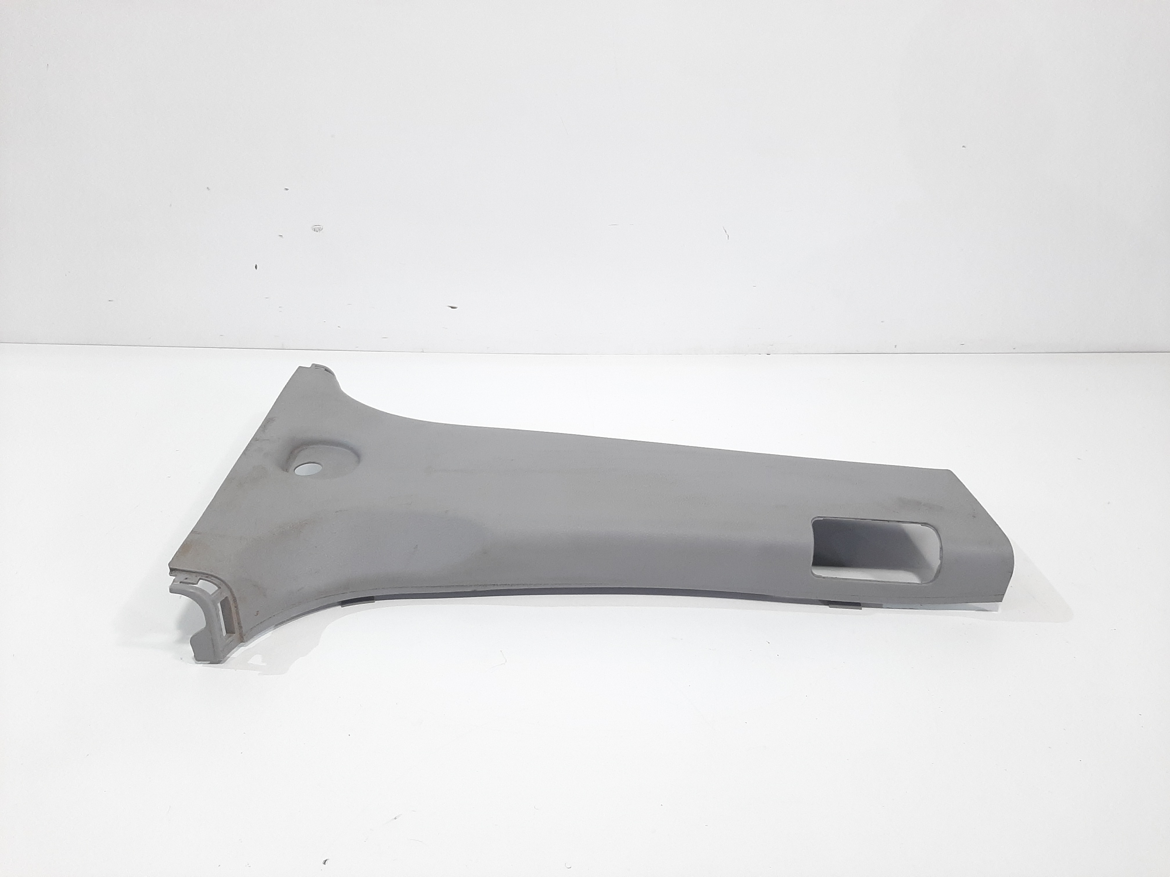 Moldura Coluna Lateral Direita Hyundai Veracruz 2007 A 2012 1