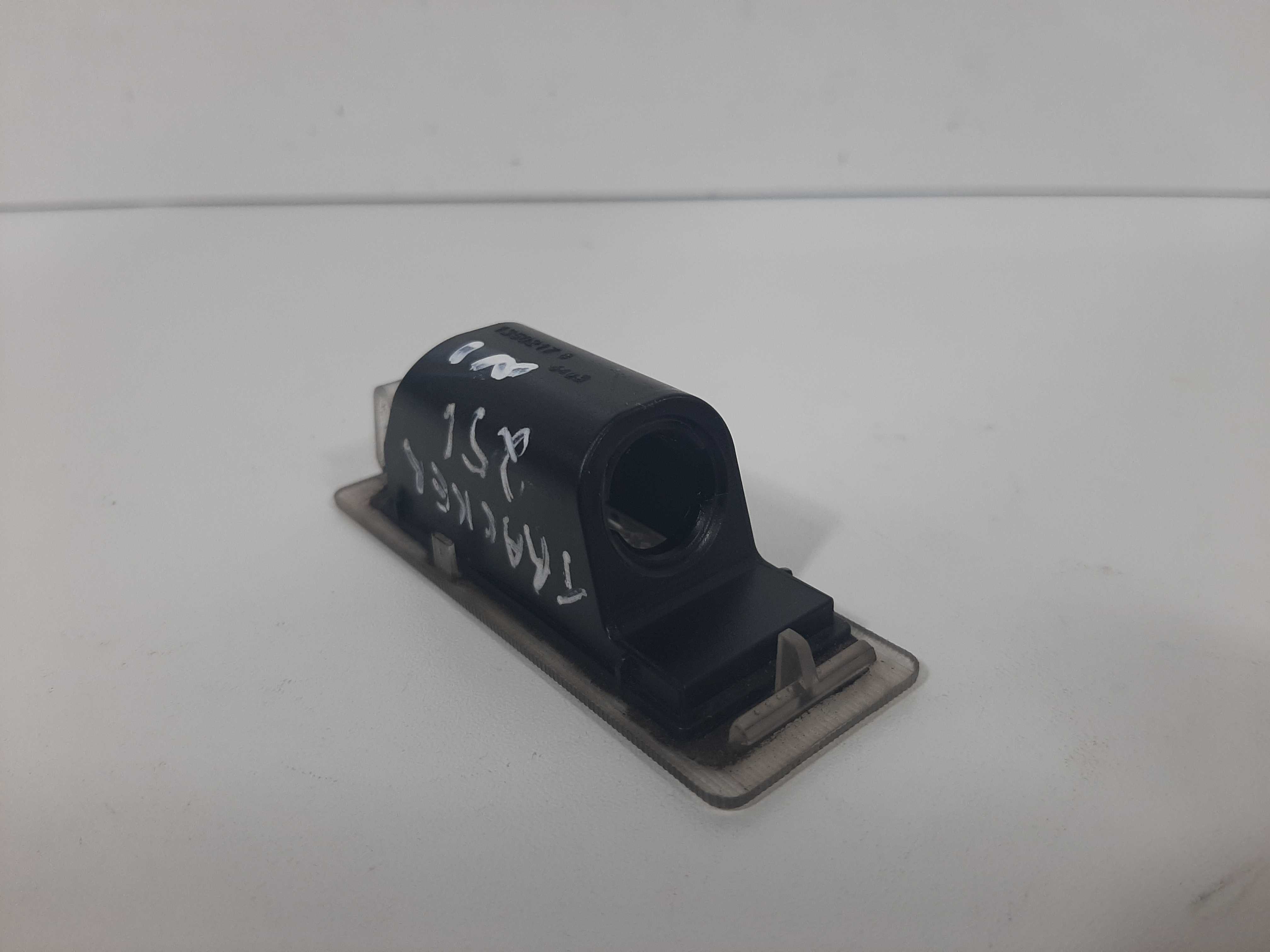 Lanterna Placa Traseira Gm Tracker Ltz 2014 2015 2016 A 2019 1