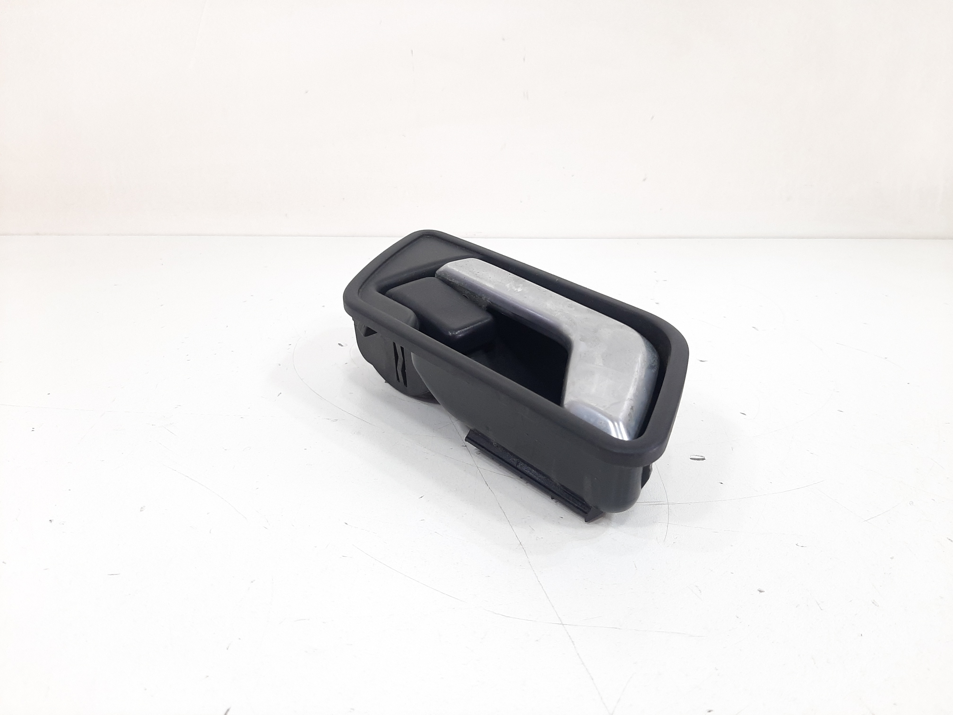 Maçaneta Interna Dianteira Direita Freelander 2 2007 A 2012 6