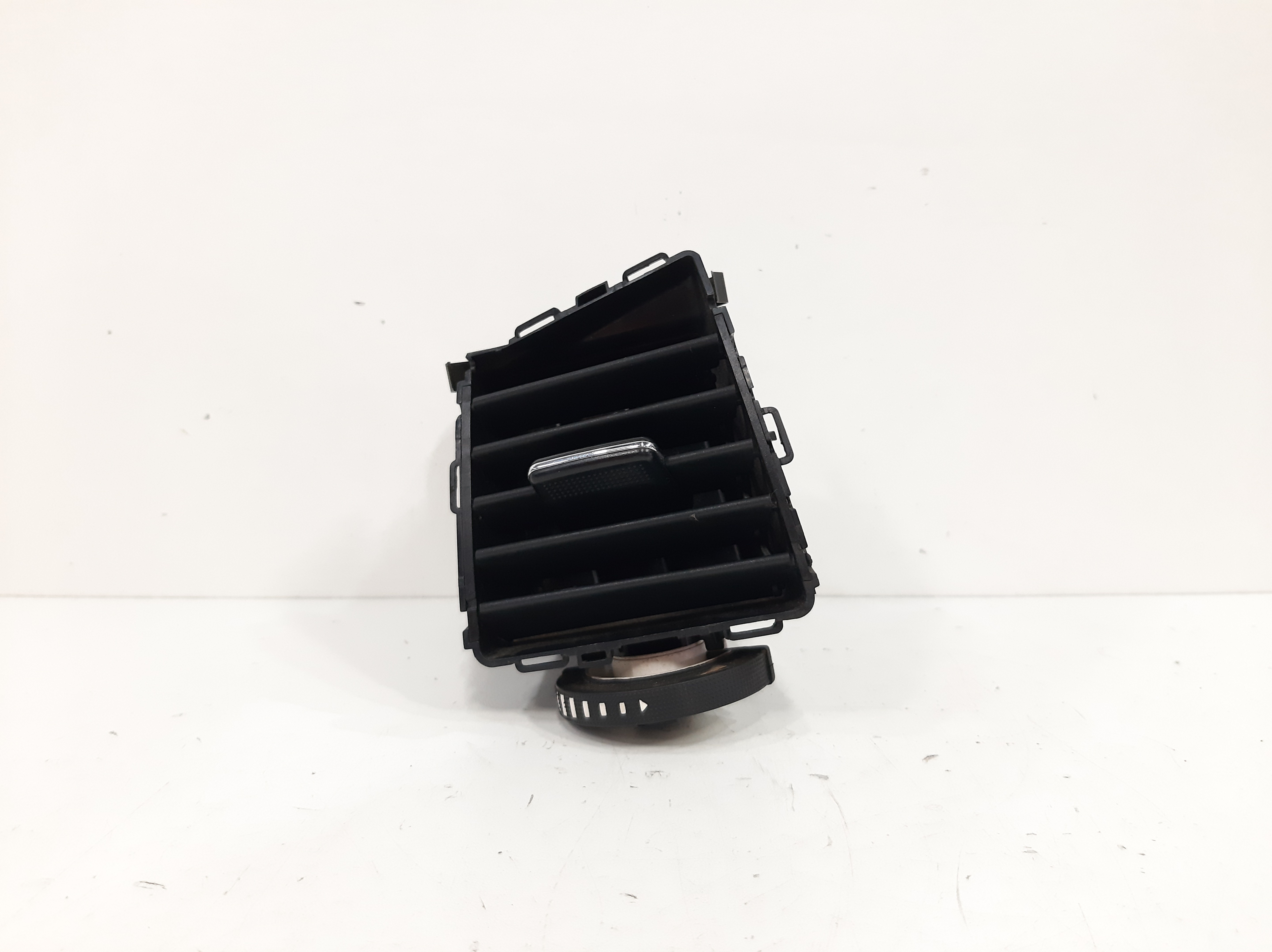 Difusor Ar Dianteiro Direito Chery Celer 2013 2014 A 2017 2
