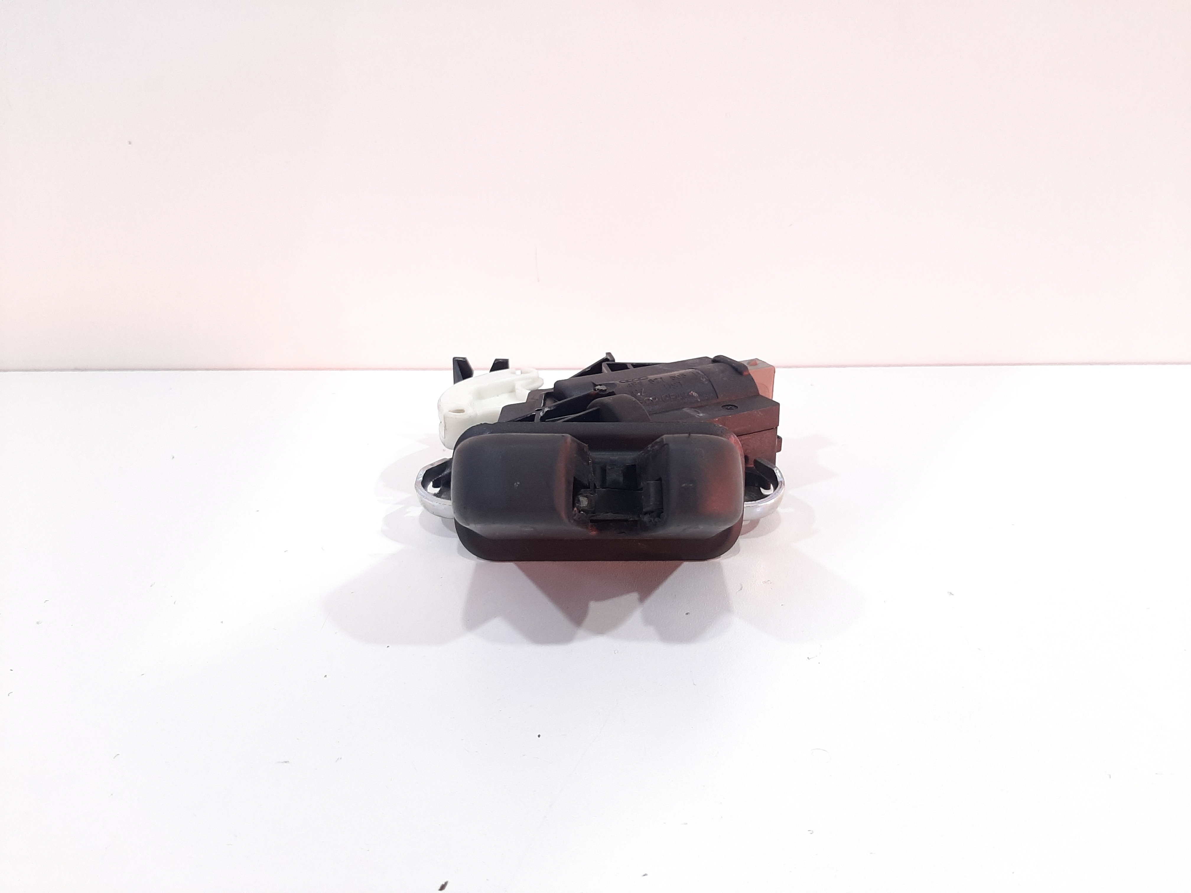 Fechadura Elétrica Porta Malas Audi A4 B8 2008 2009 A 2015 10