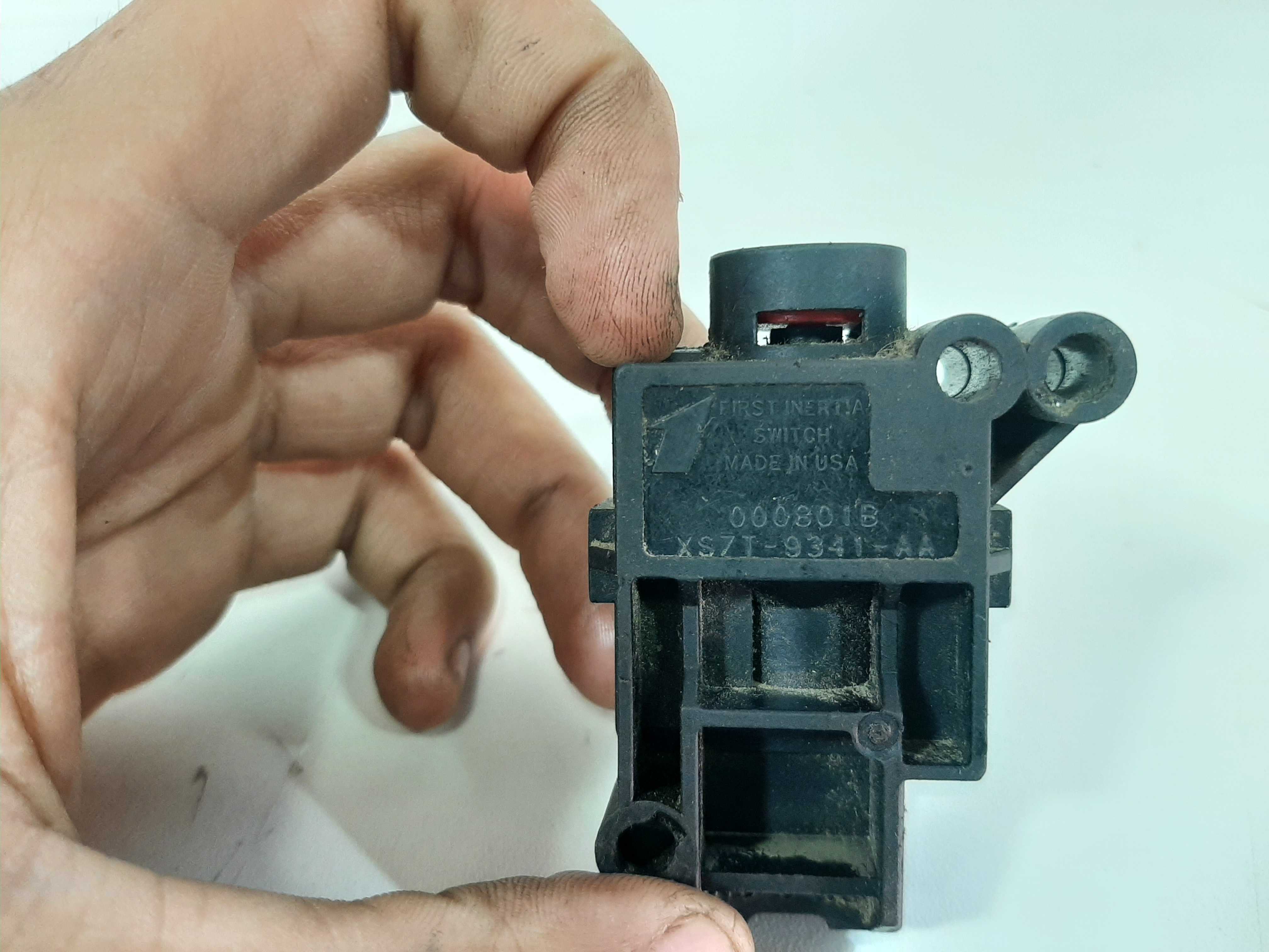 Interruptor Corta Combustível Ford Ka 2008 2009 2010 2011 8