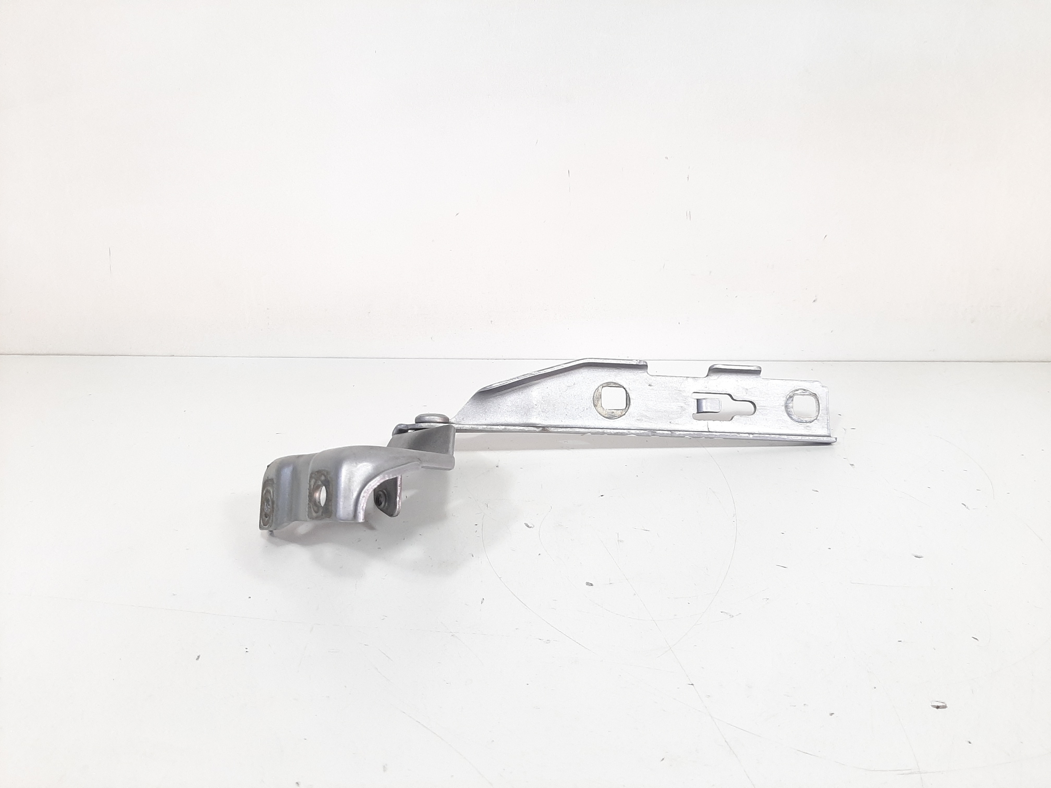 Dobradiça Lado Esquerdo Capô Audi A4 2013 2014 2015 5
