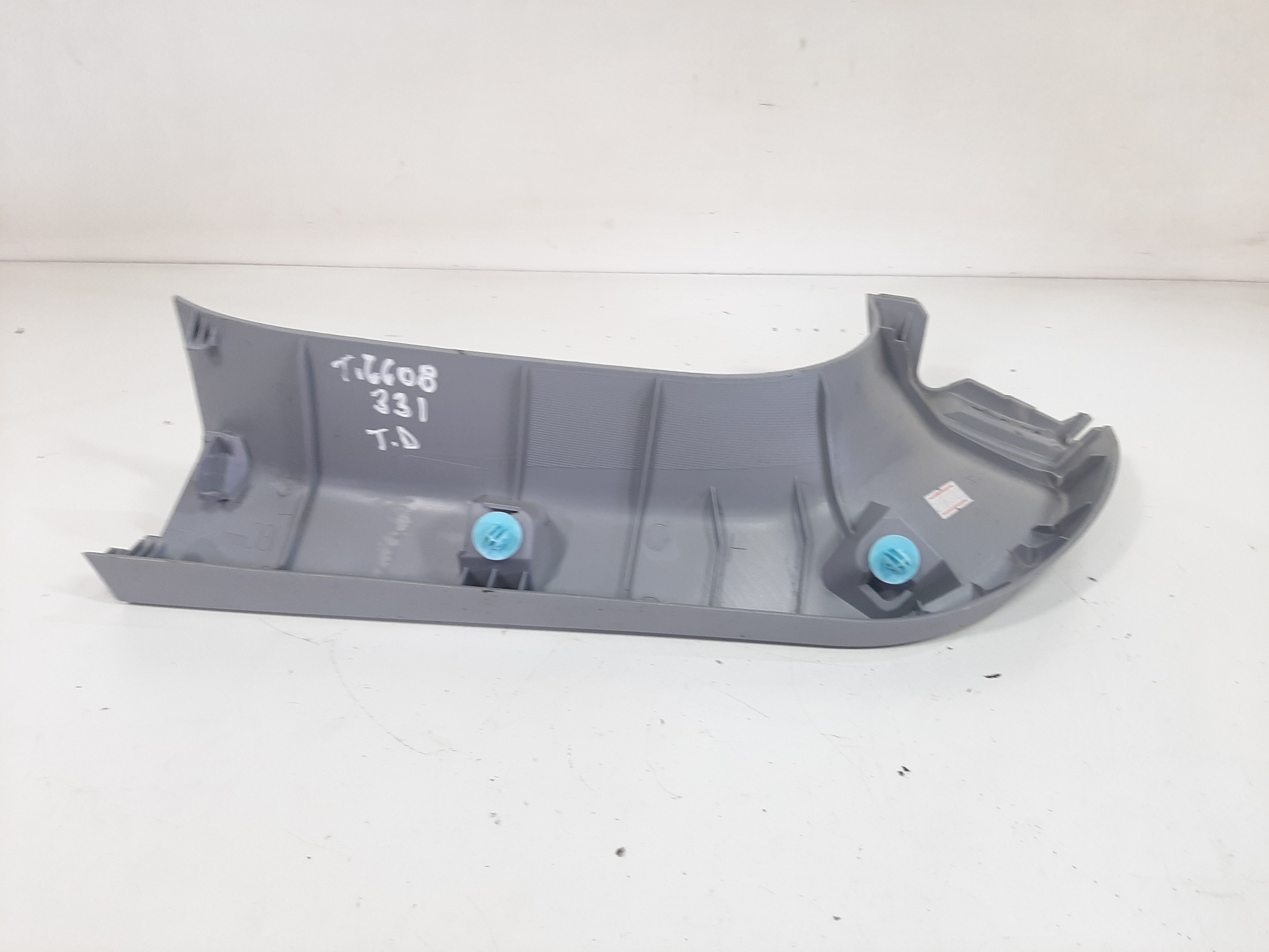 Acabamento Interno Traseiro Direit Chery Tiggo 8 2019 A 2022 7