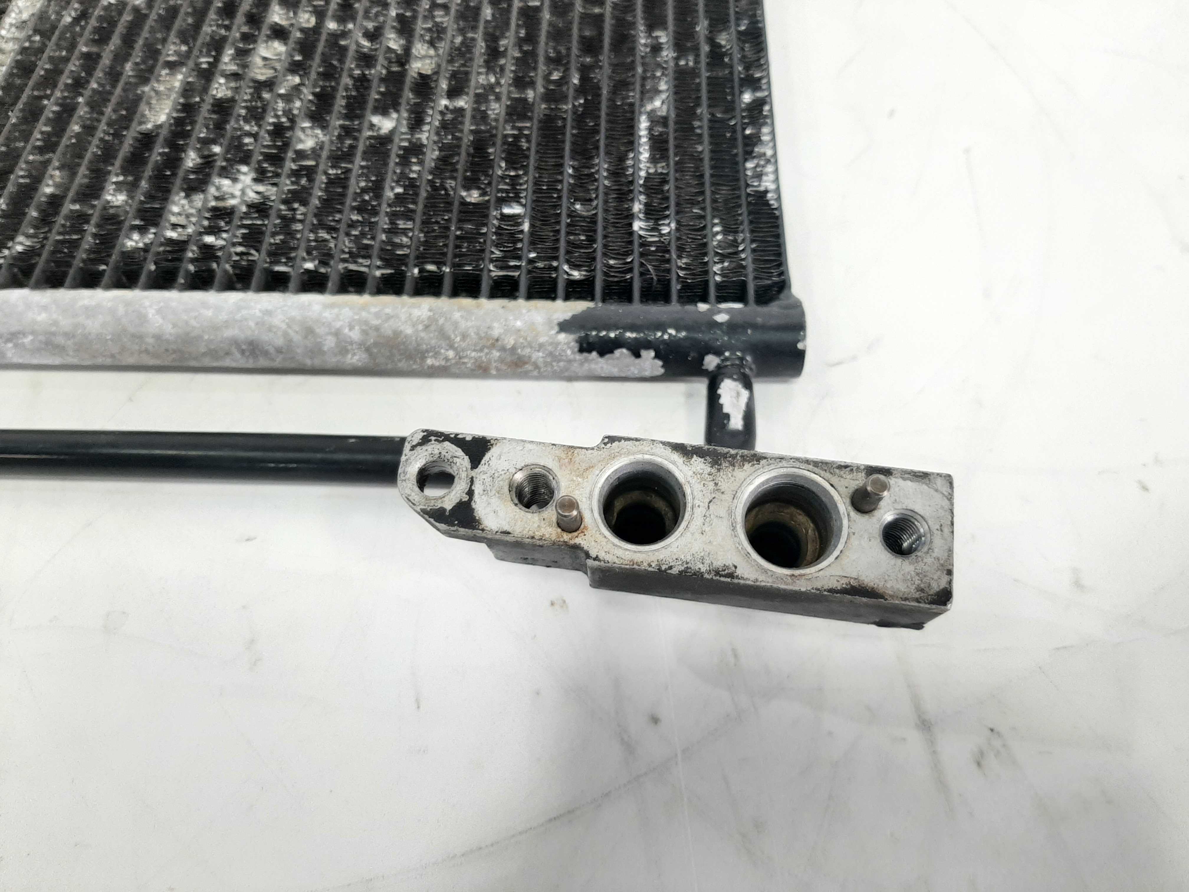 Condensador Ar Condicionado Bmw X5 4.4 V8 2001 2002 A 2006 7