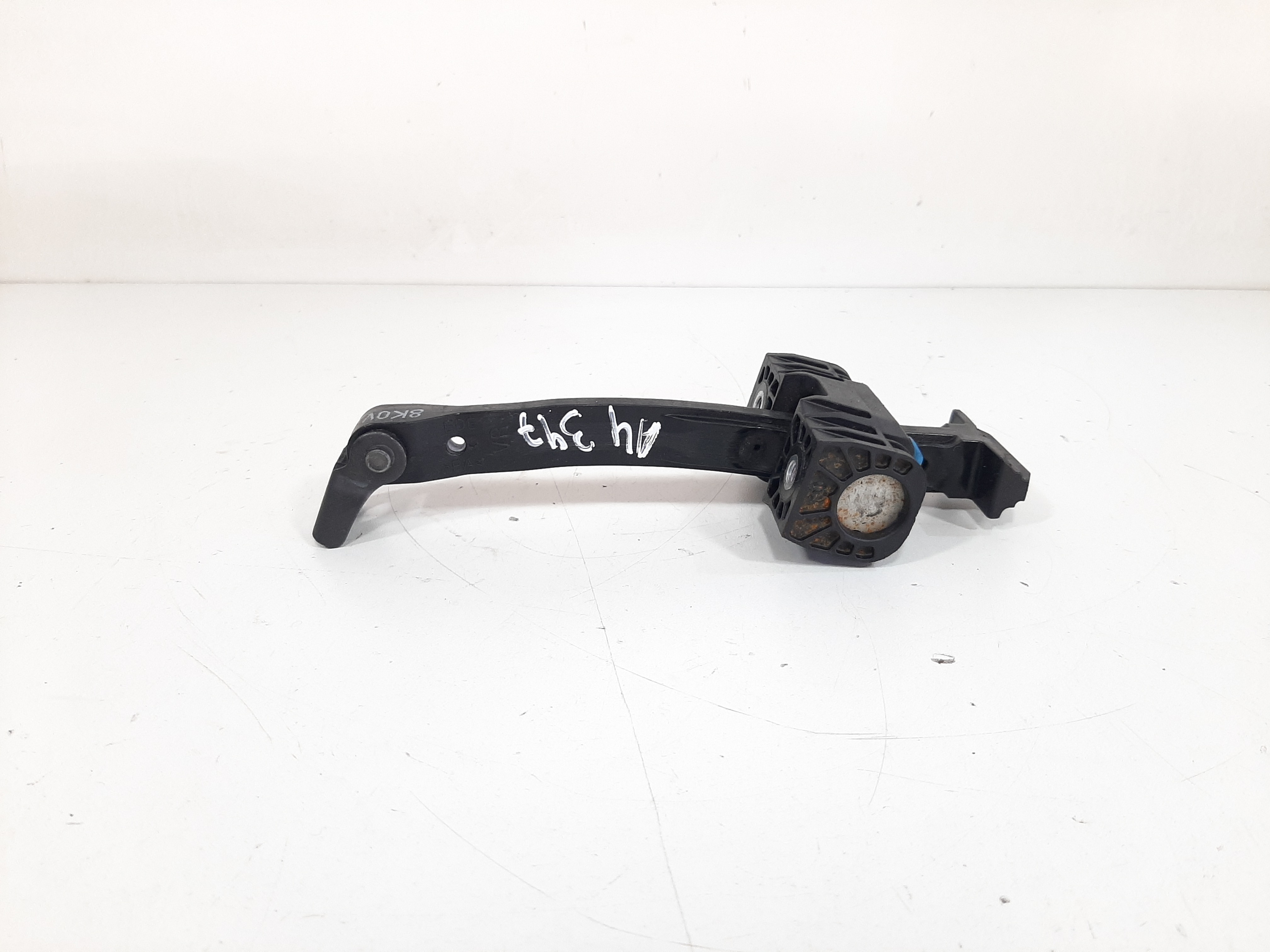 Limitador Porta Dianteira Direita Audi A4 2013 2014 2015 7