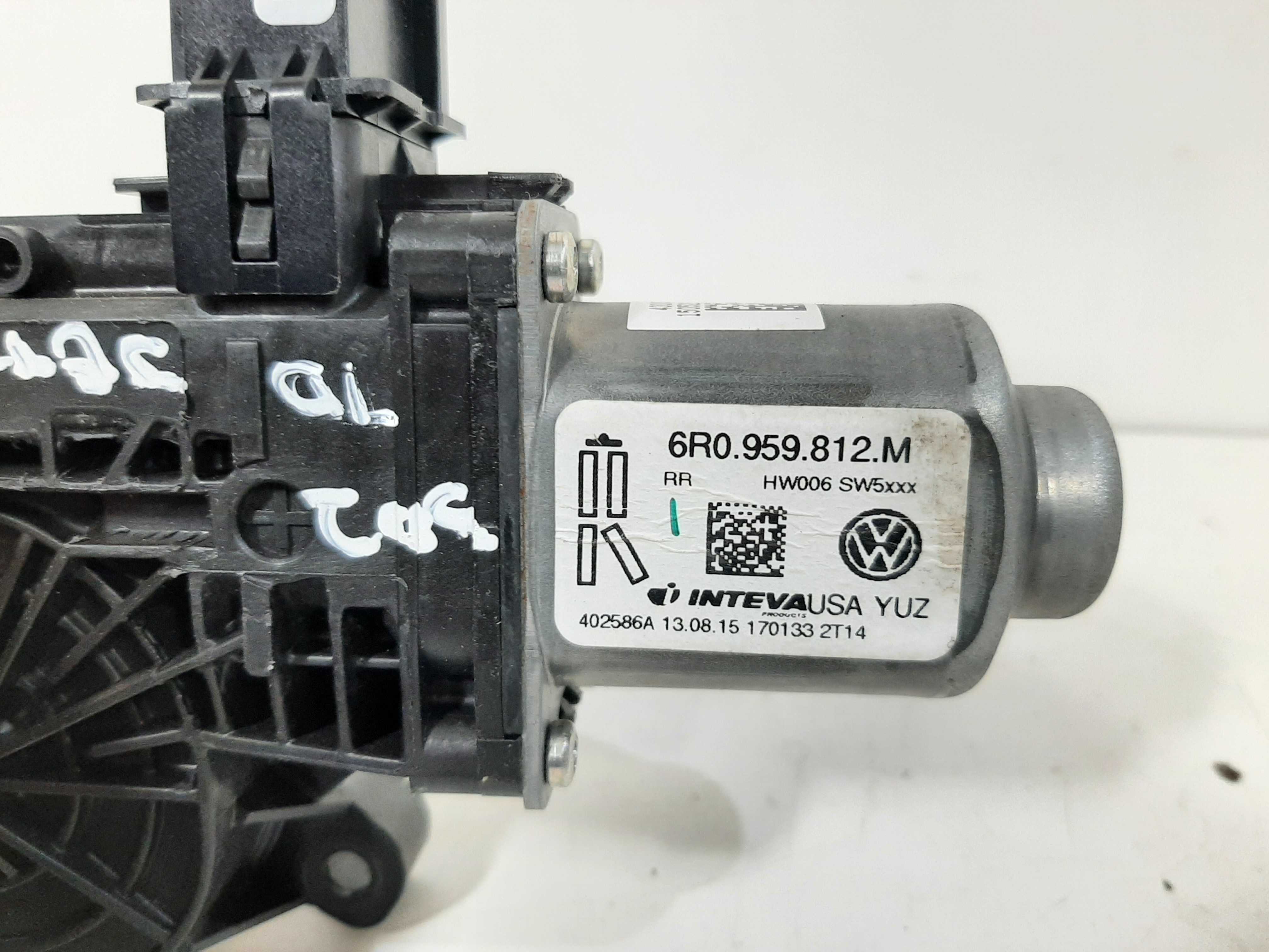 Motor Vidro Elétrico Traseiro Direito Vw Jetta 2011 A 2018 5