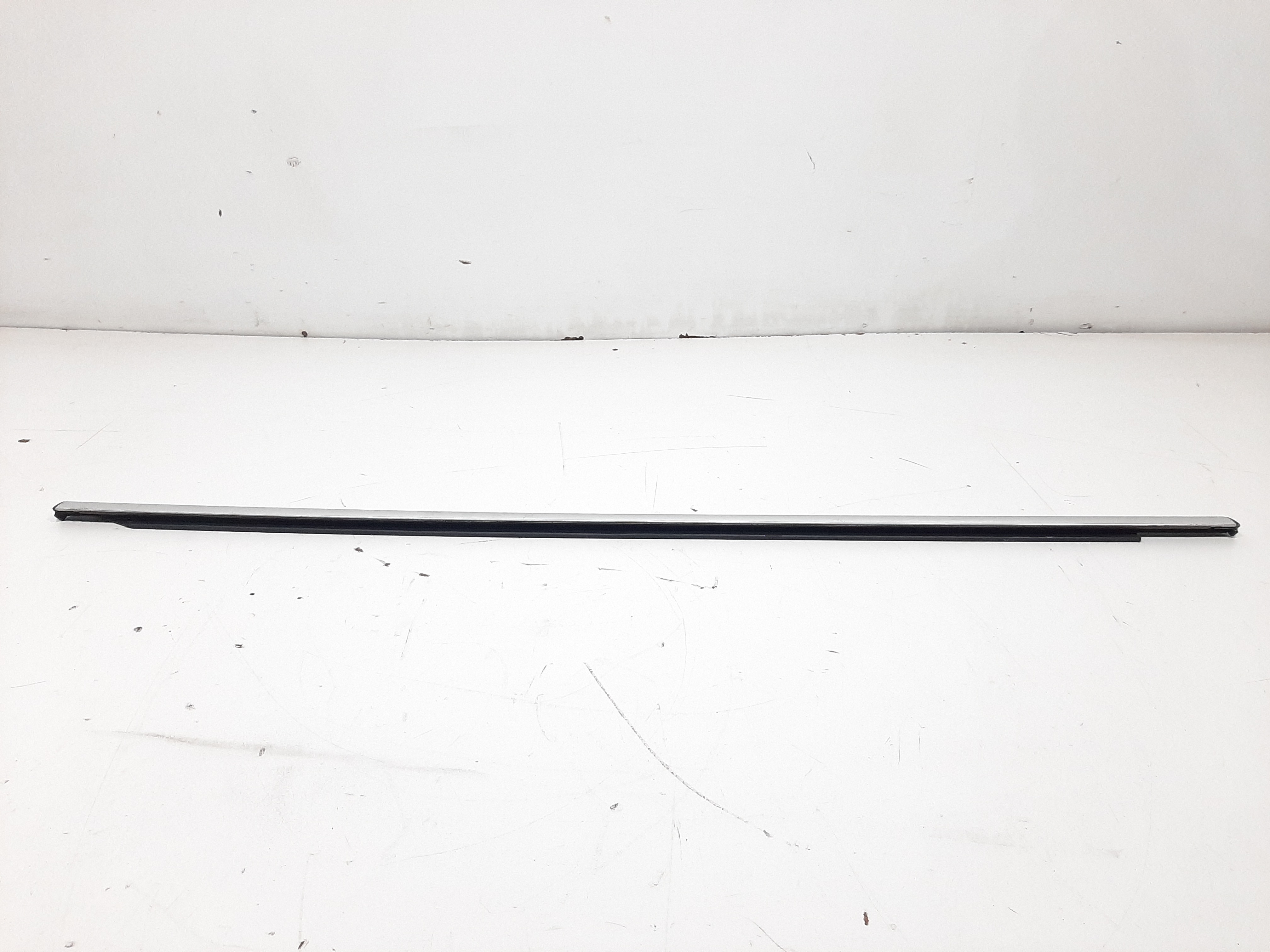 Pestana Porta Traseira Direita Vw Tiguan 2012 2013 A 2017 5
