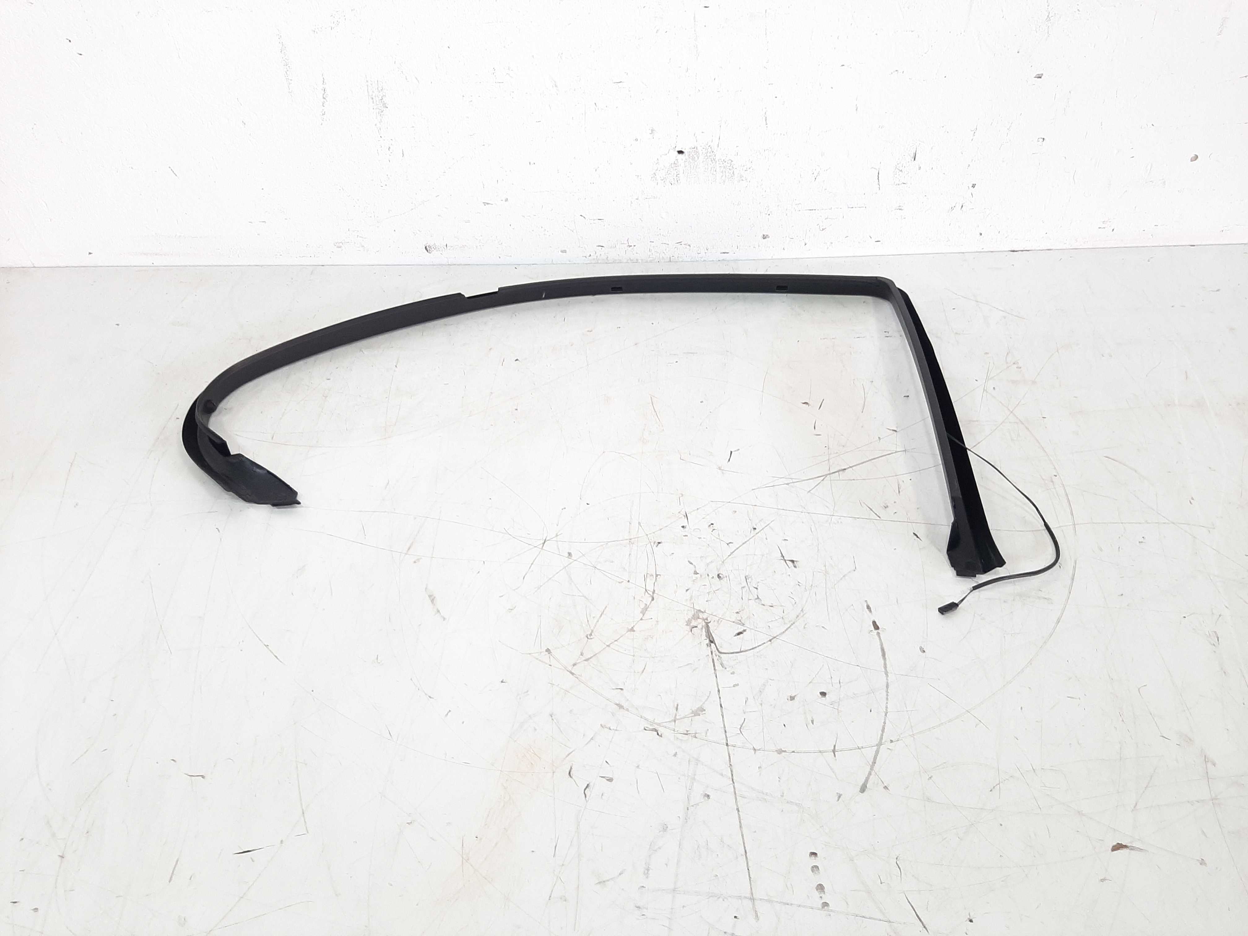 Moldura Porta Traseira Direita Bmw 528i 540i E39 Cód.815987 8
