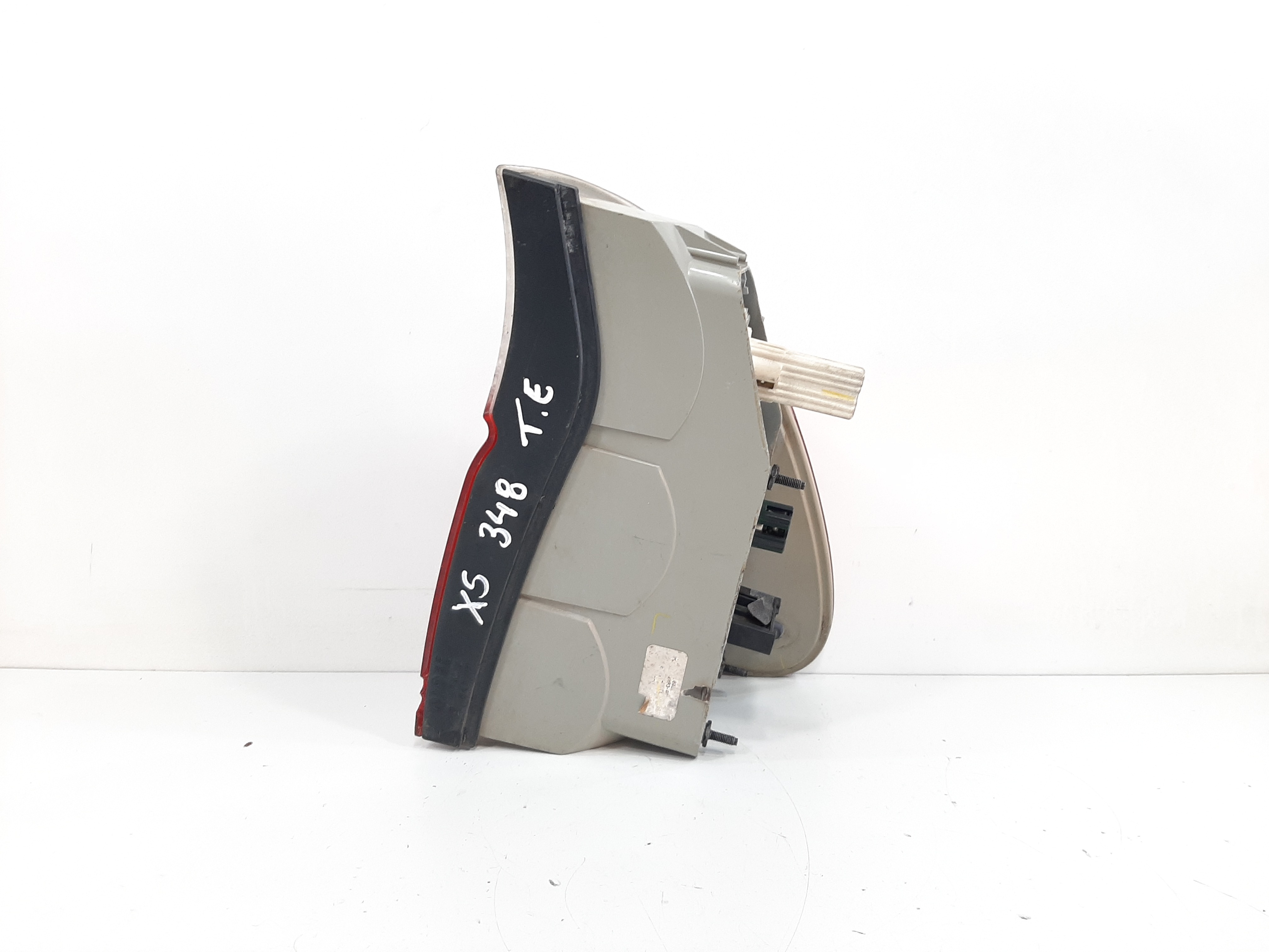 Lanterna Traseira Esquerda Carroceria Bmw X5 E53 1999 A 2006 5