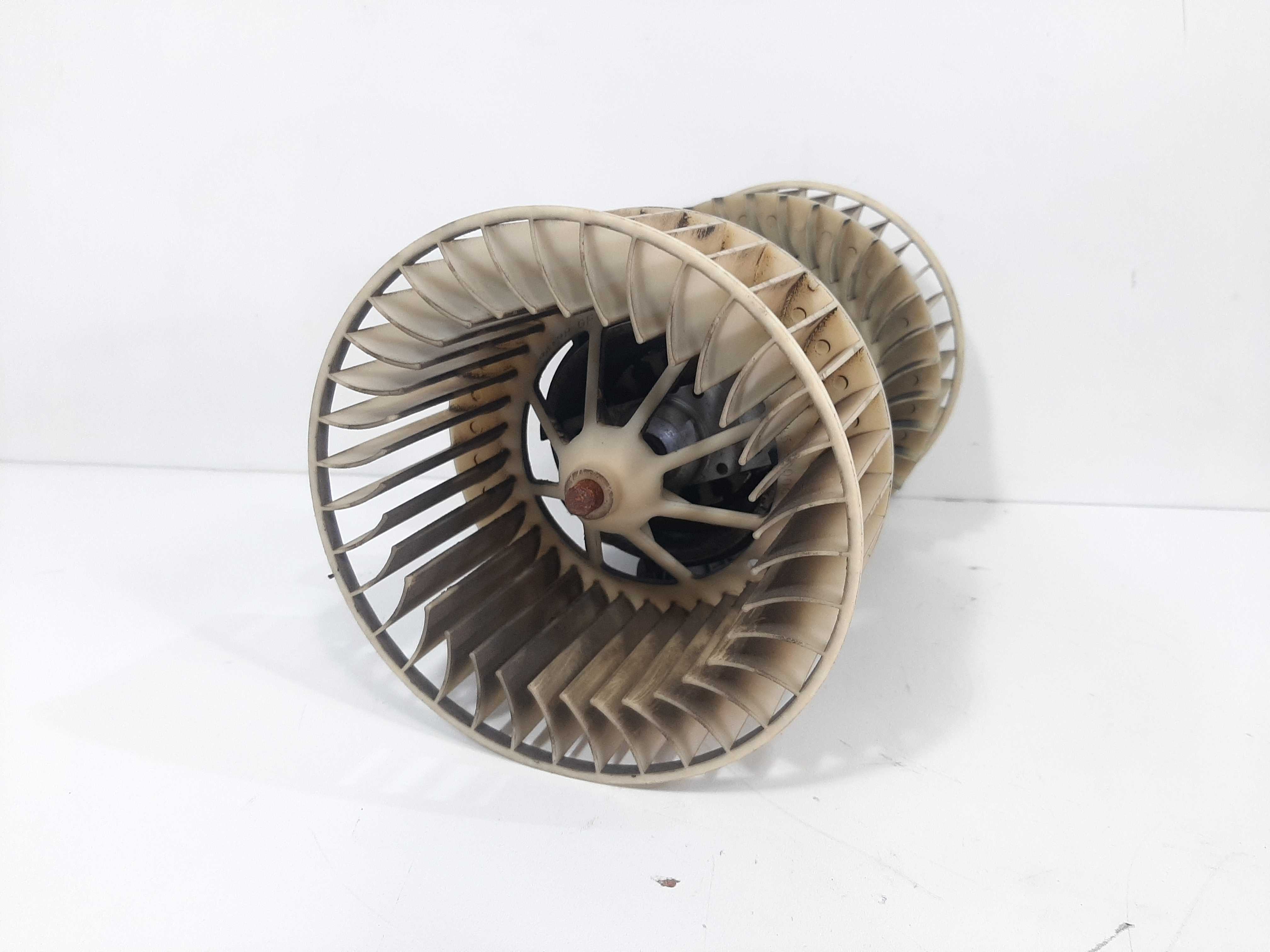 Motor Ventilação Ar Forçado Bmw X5 3.0 540i 4.4 1996 A 2006 6