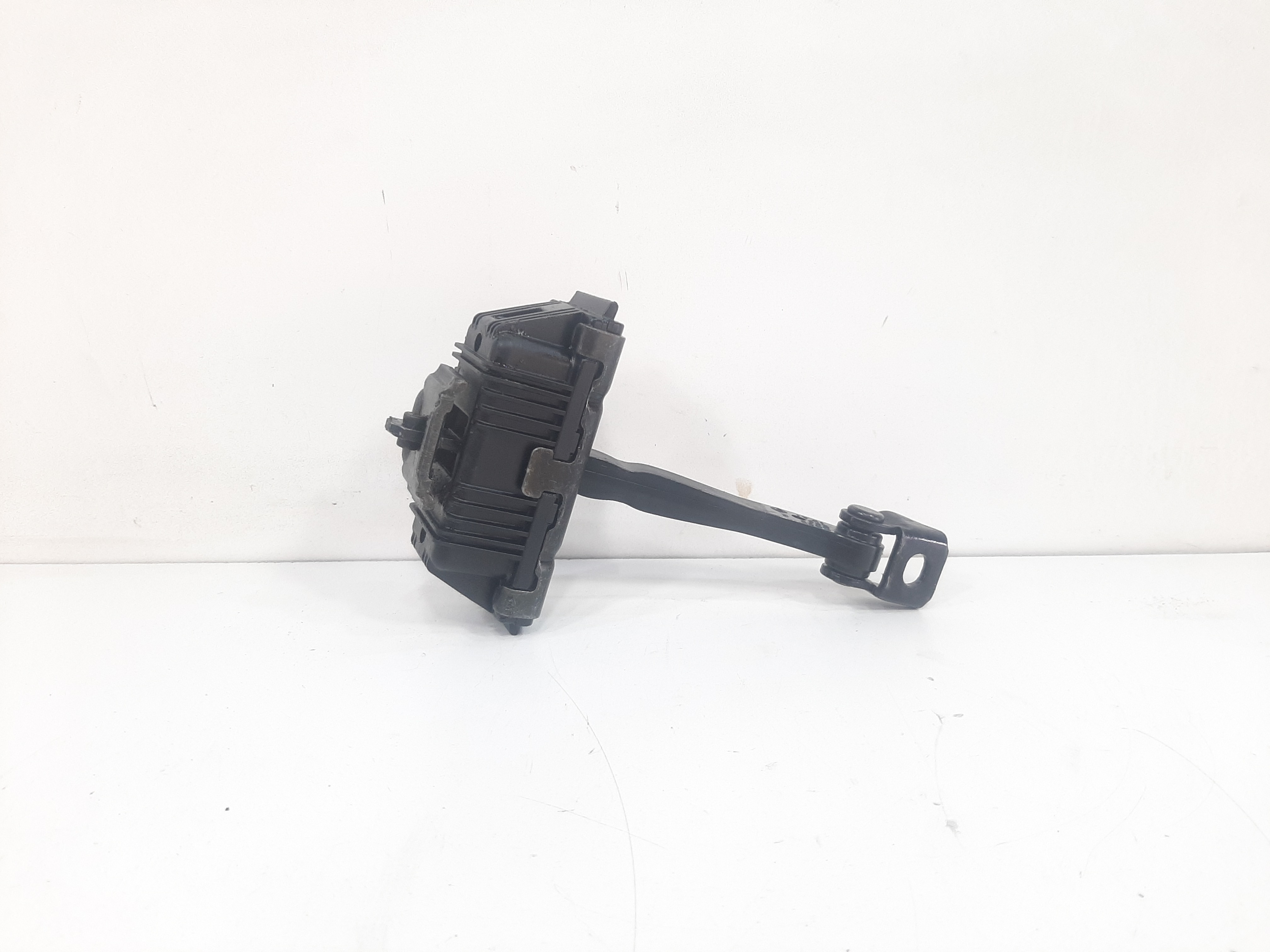 Limitador Porta Dianteira Esquerda Bmw 320i E90 2006 A 2012 6