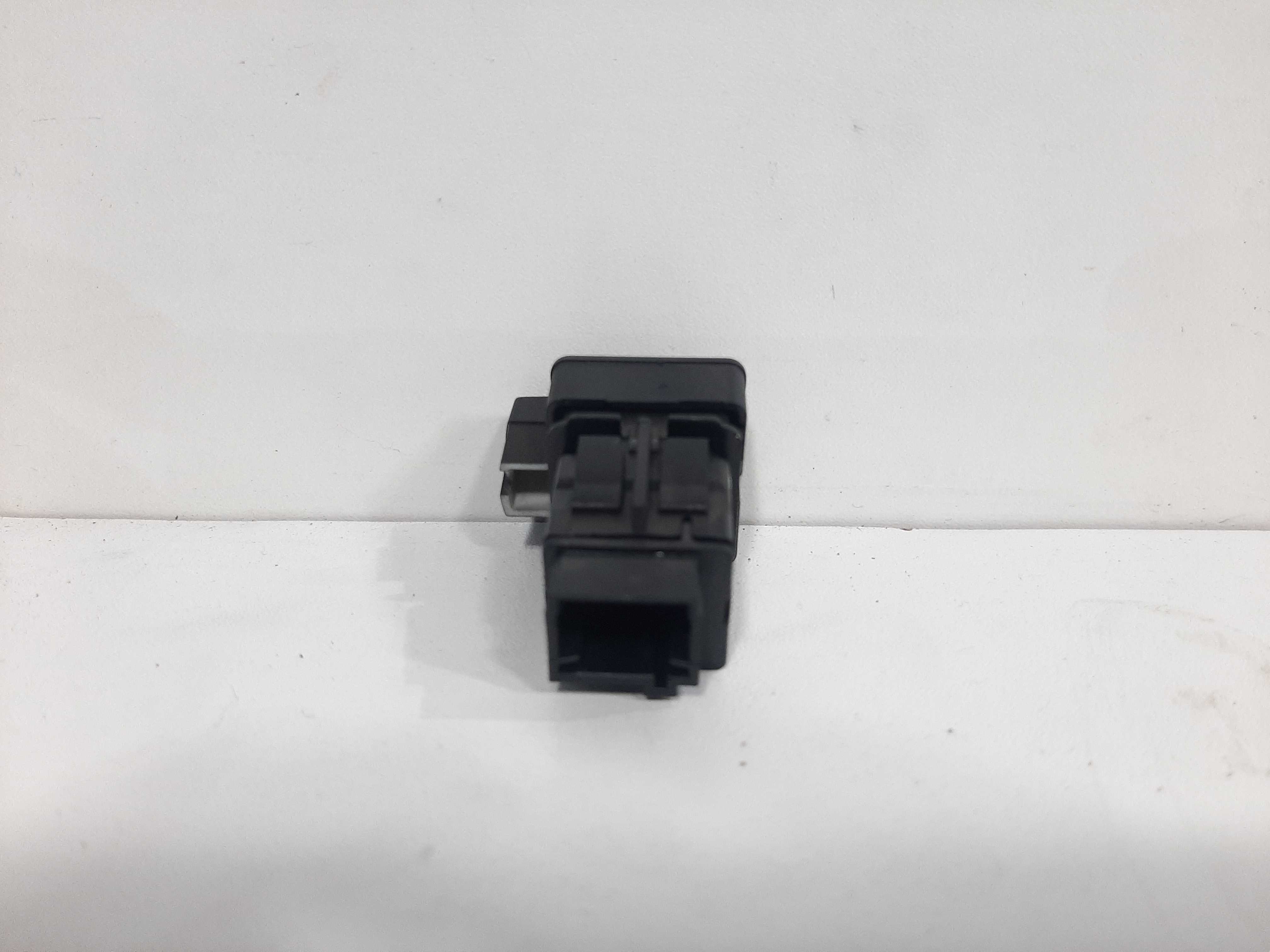 Botão Trava Elétrica C4 2.0 16v Pallas Hatch 2007 A 2013 1