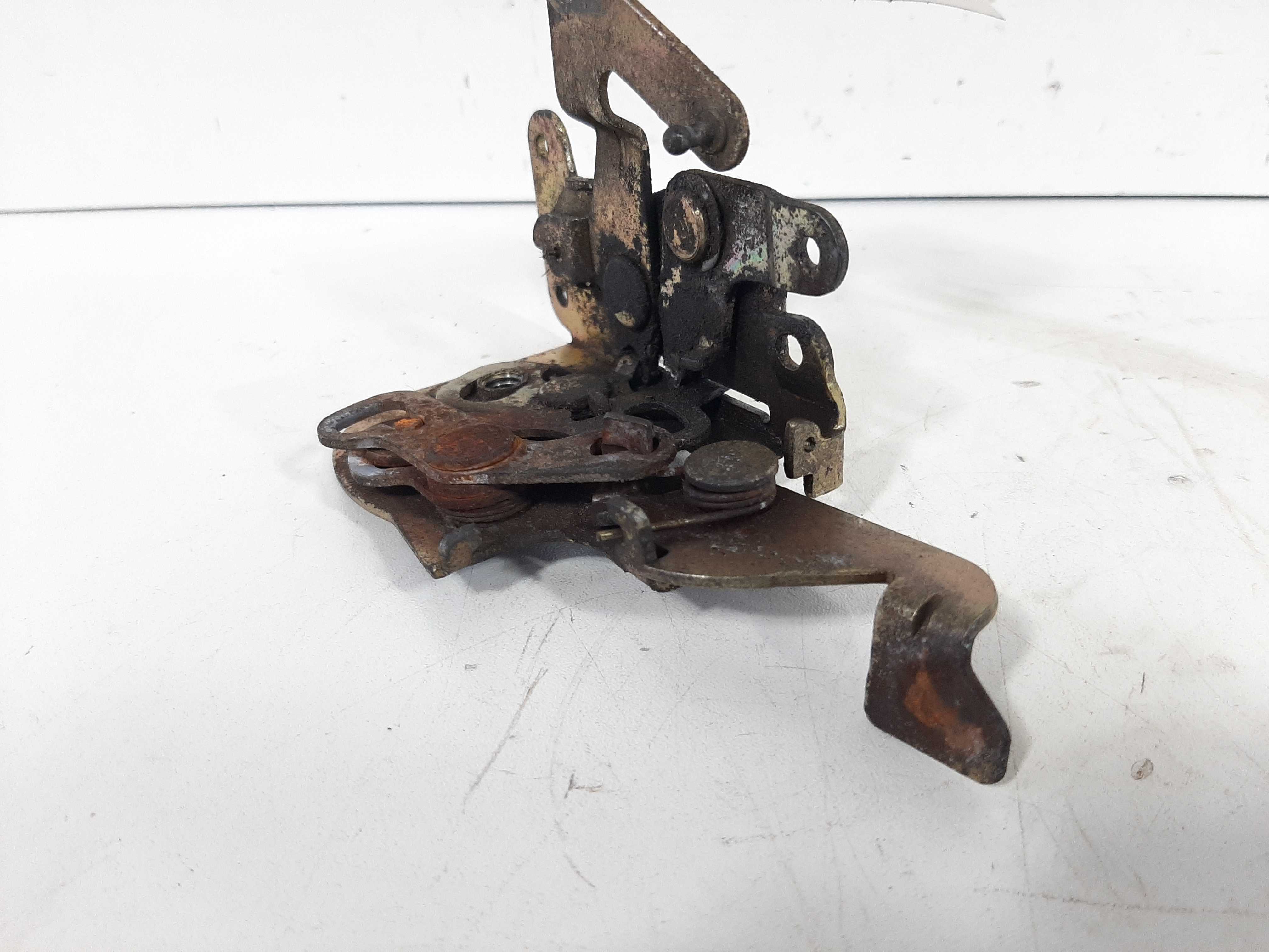 Fechadura Capô Fiat Fiorino Uno 1995 1996 1997 1998 A 2000 5