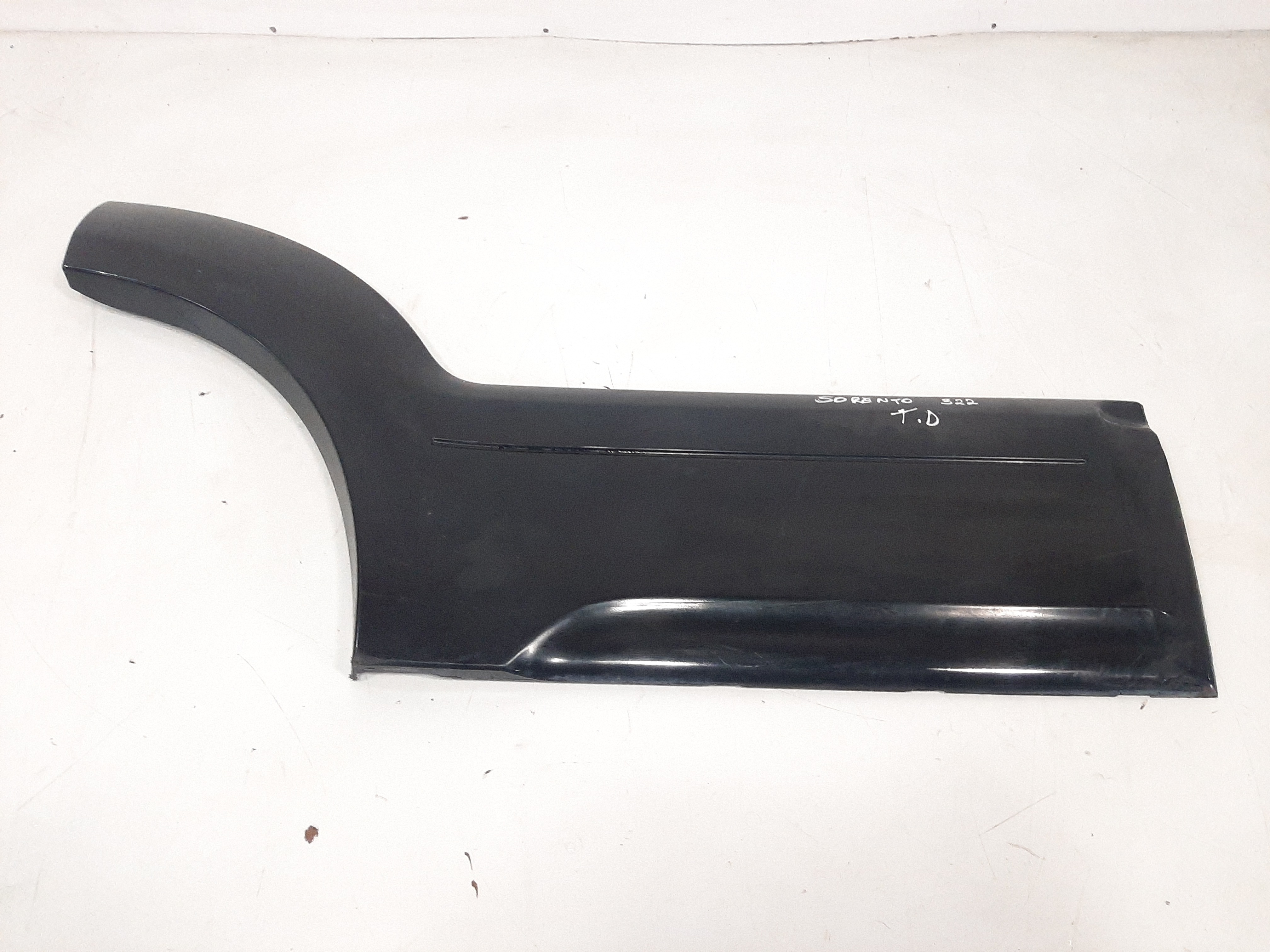 Aplique Lateral Traseiro Direito Roda Sorento 2004 A 2009 4