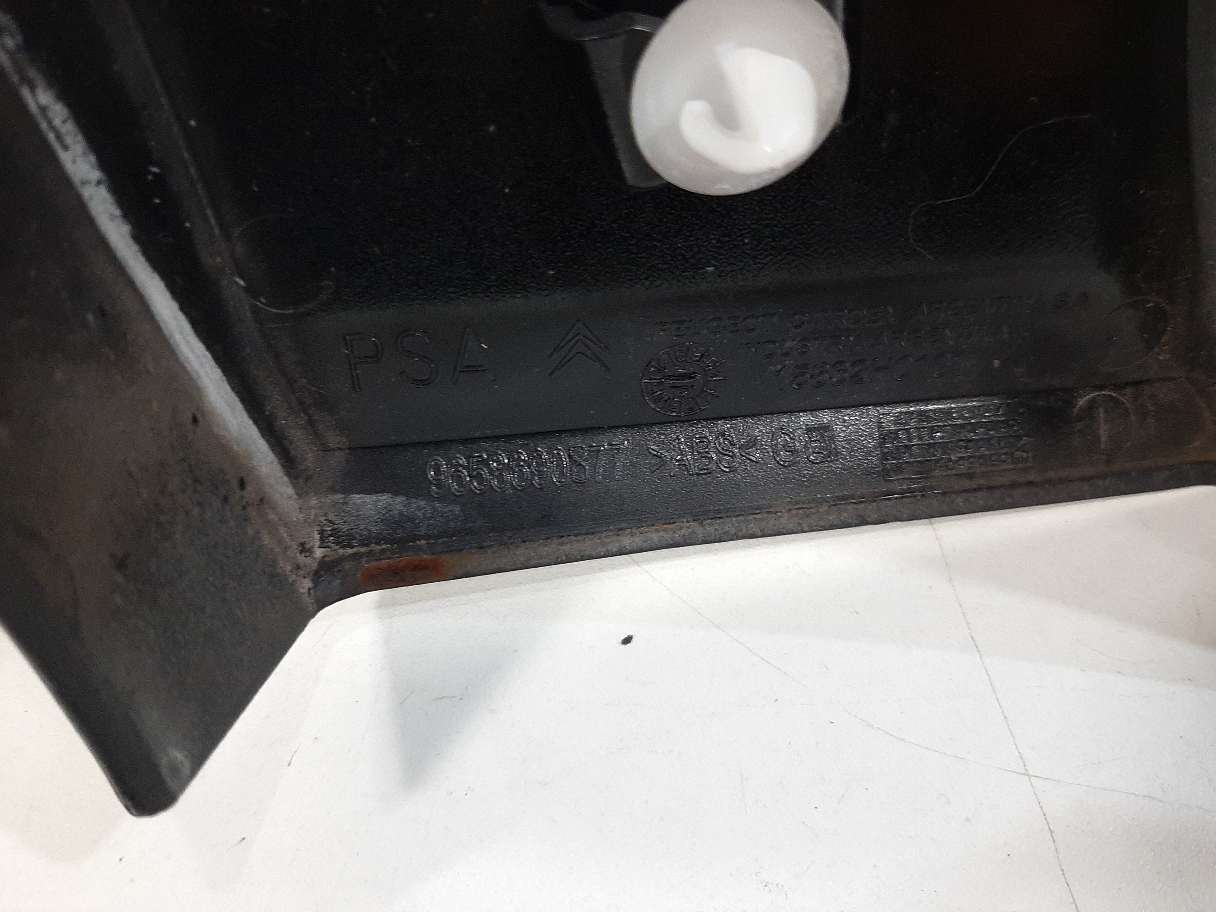 Acabamento Moldura Coluna Externa Esquerda C4 2007 A 2013 9