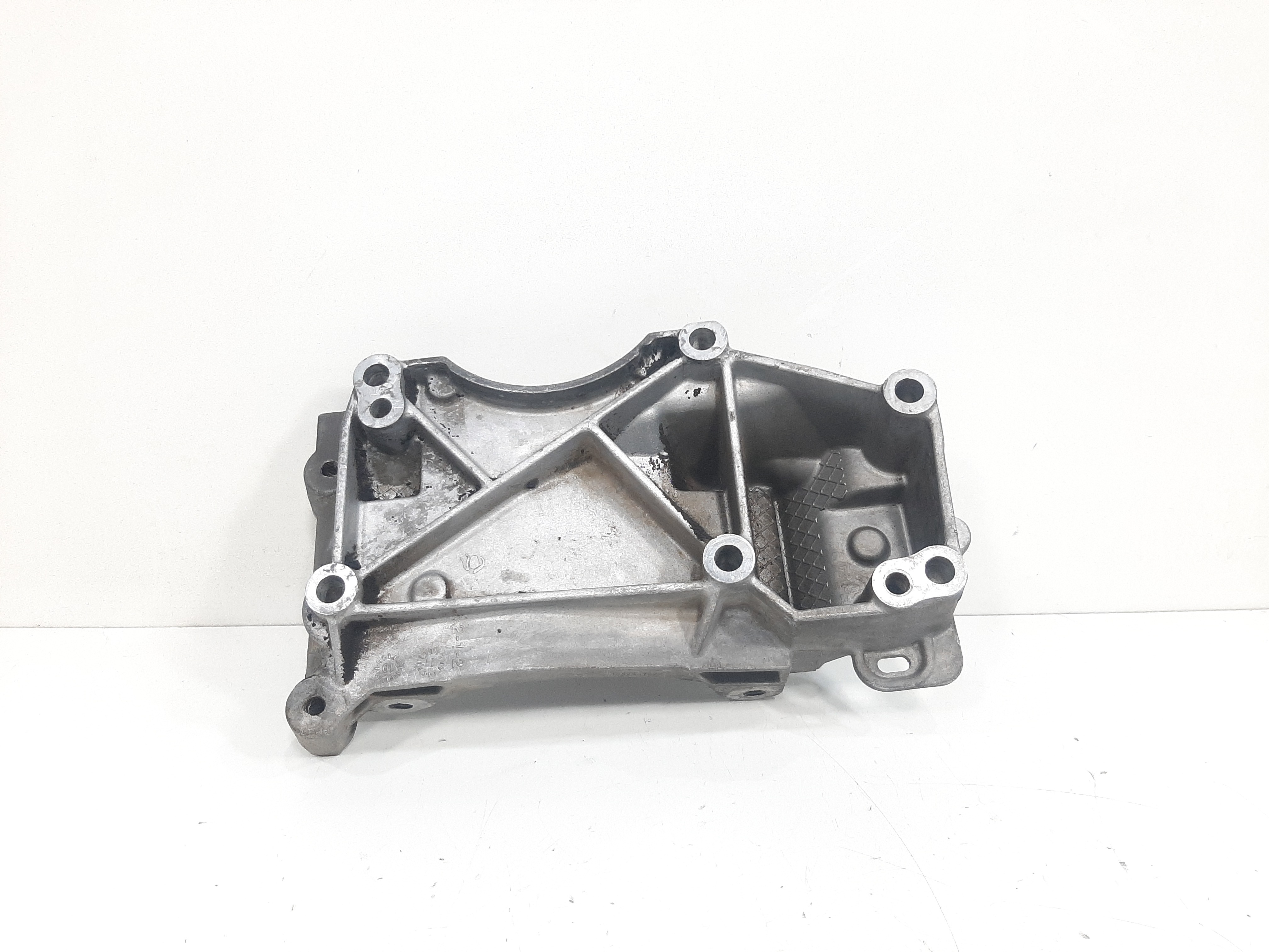 Suporte Compressor Ar Condicionado C4 Pallas Hatch Vtr 07 13 7
