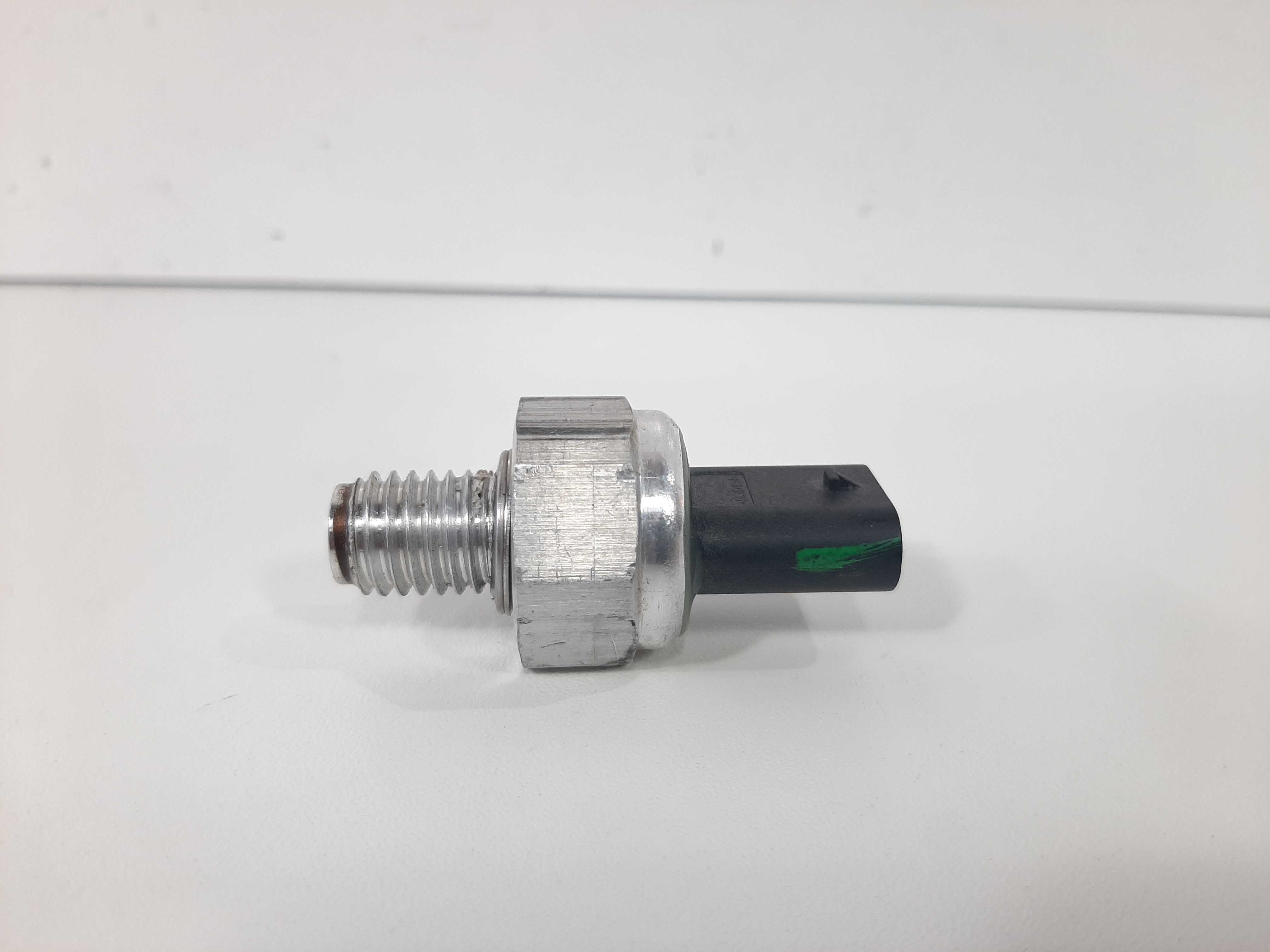 Interruptor Sensor Óleo Tracker Cruze 1.4 Turbo 2014 A 2019 4