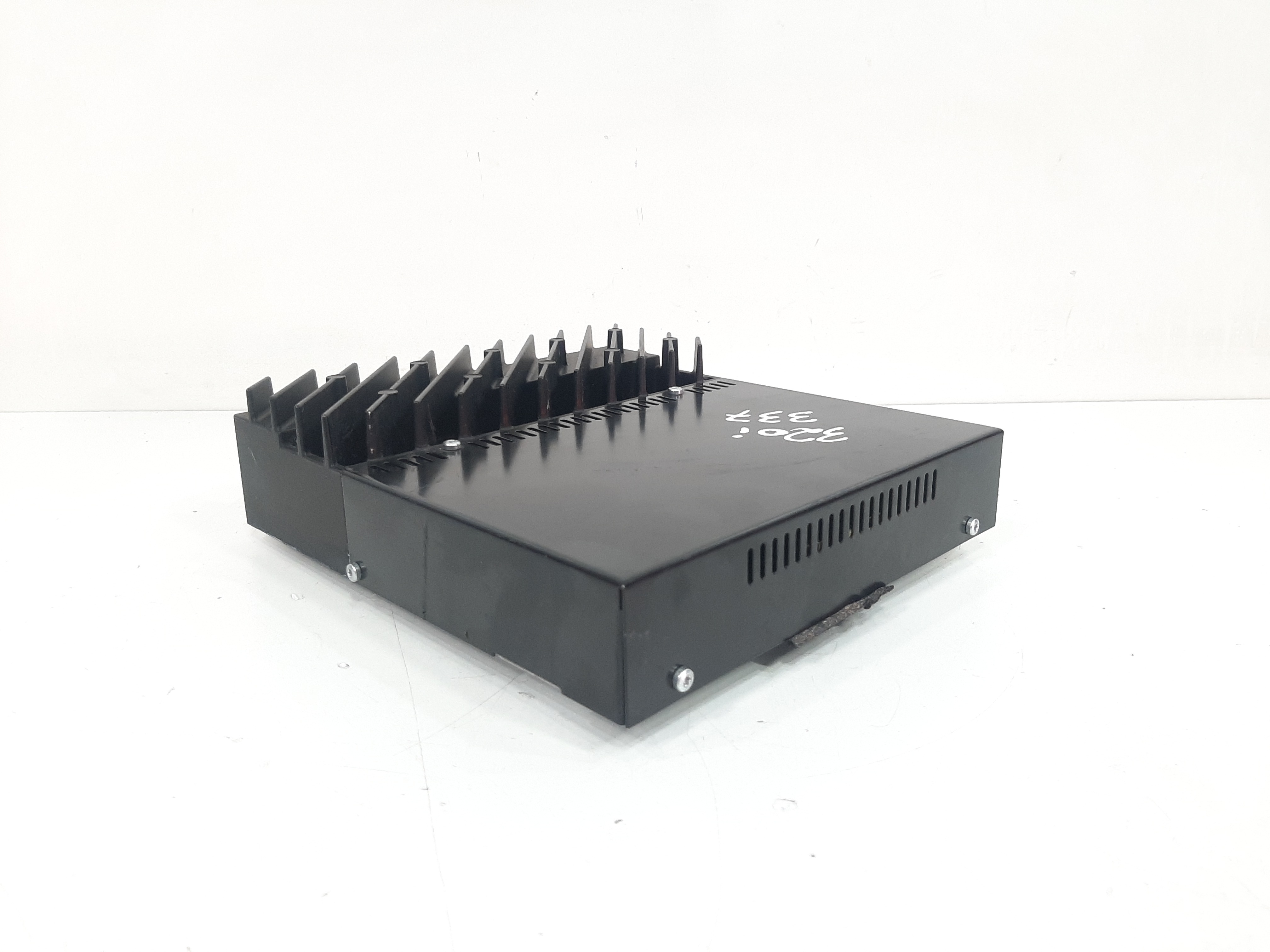 Módulo amplificador de som BMW 320i 337 7
