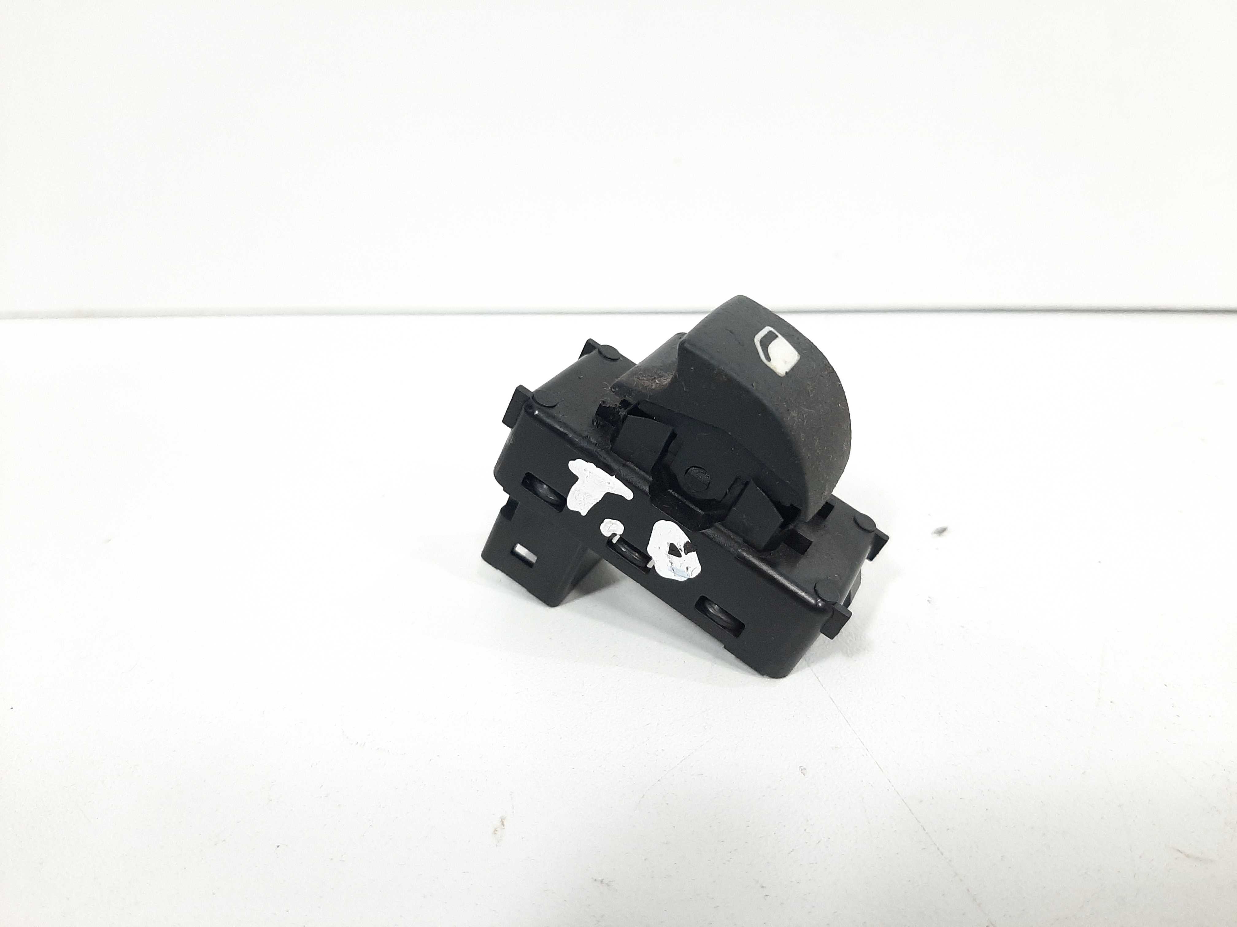 Botão Simples Vidro Traseiro Direito Citroen C4 2007 A 2013 8