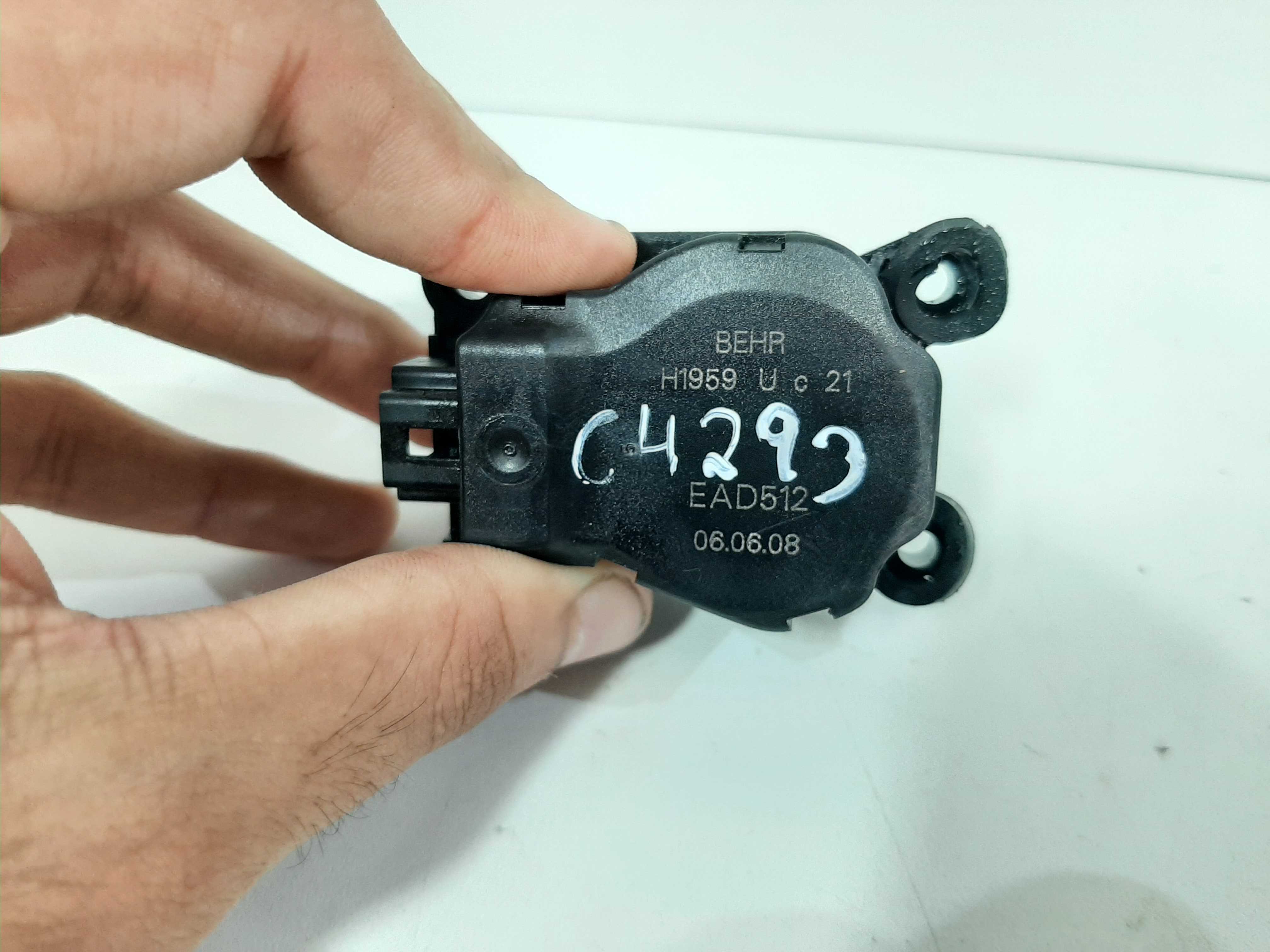 Atuador Caixa Ar Citroen C4 Peugeot 307 2.0 2007 A 2013 1