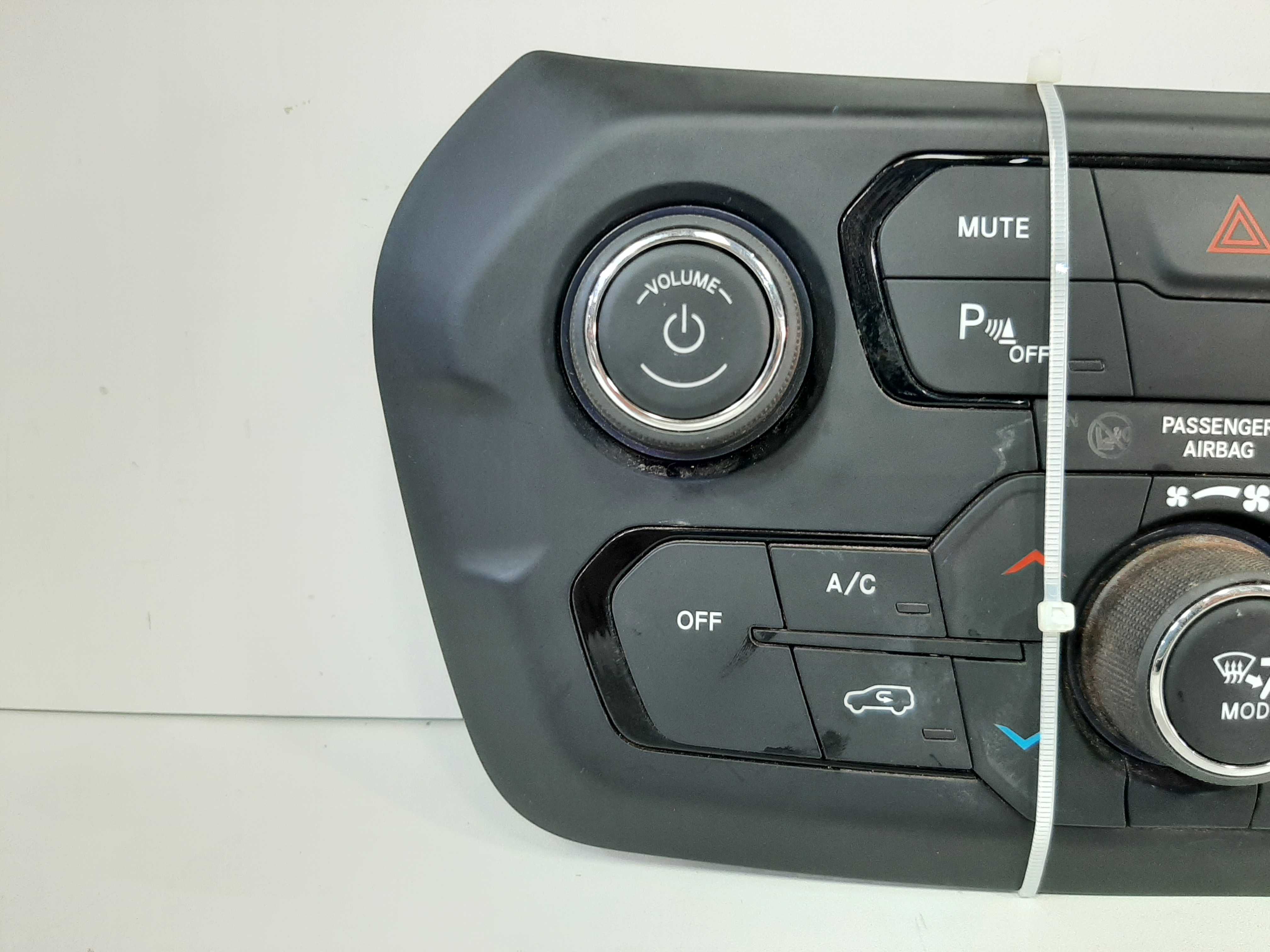 Comando Ar Condicionado Central Jeep Renegade 2017 A 2020 2