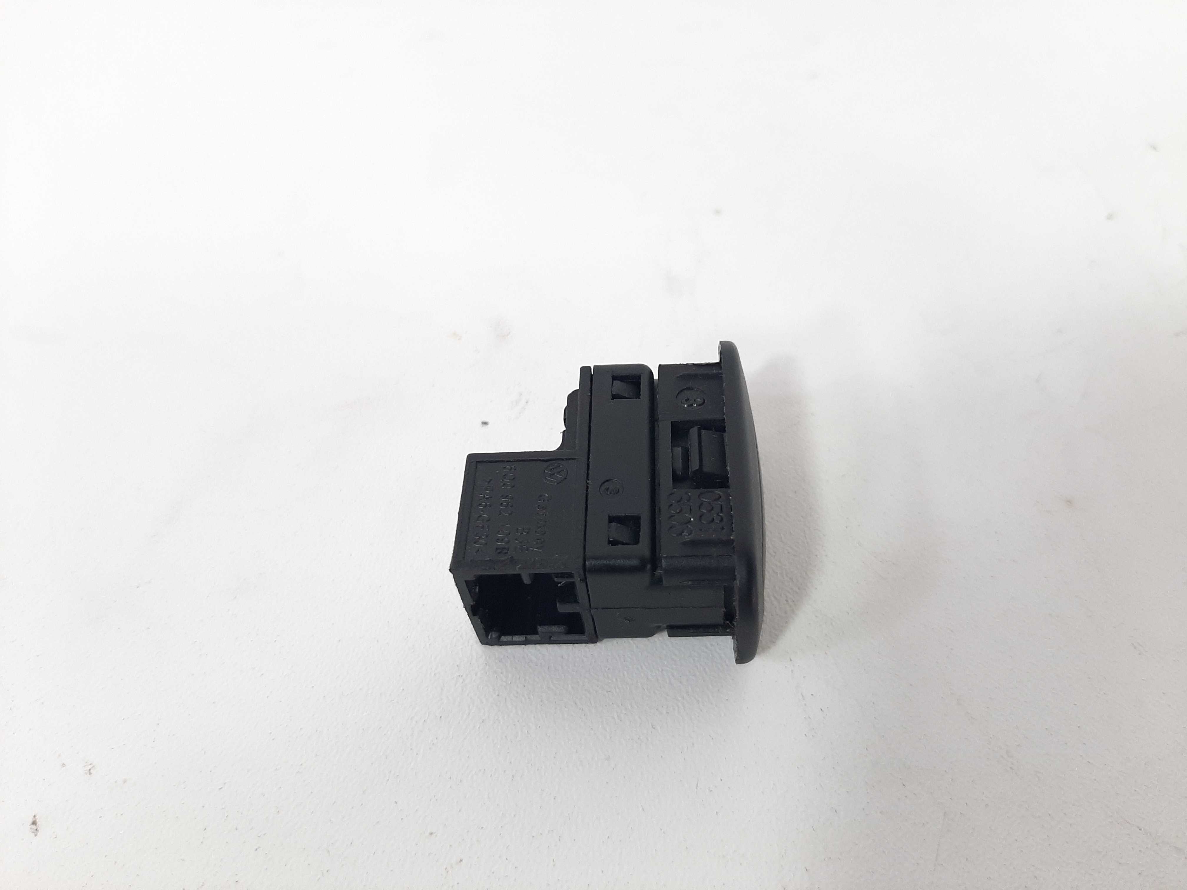 Interruptor Botão Alarme Vw Jetta 2007 2008 2009 A 2012 6