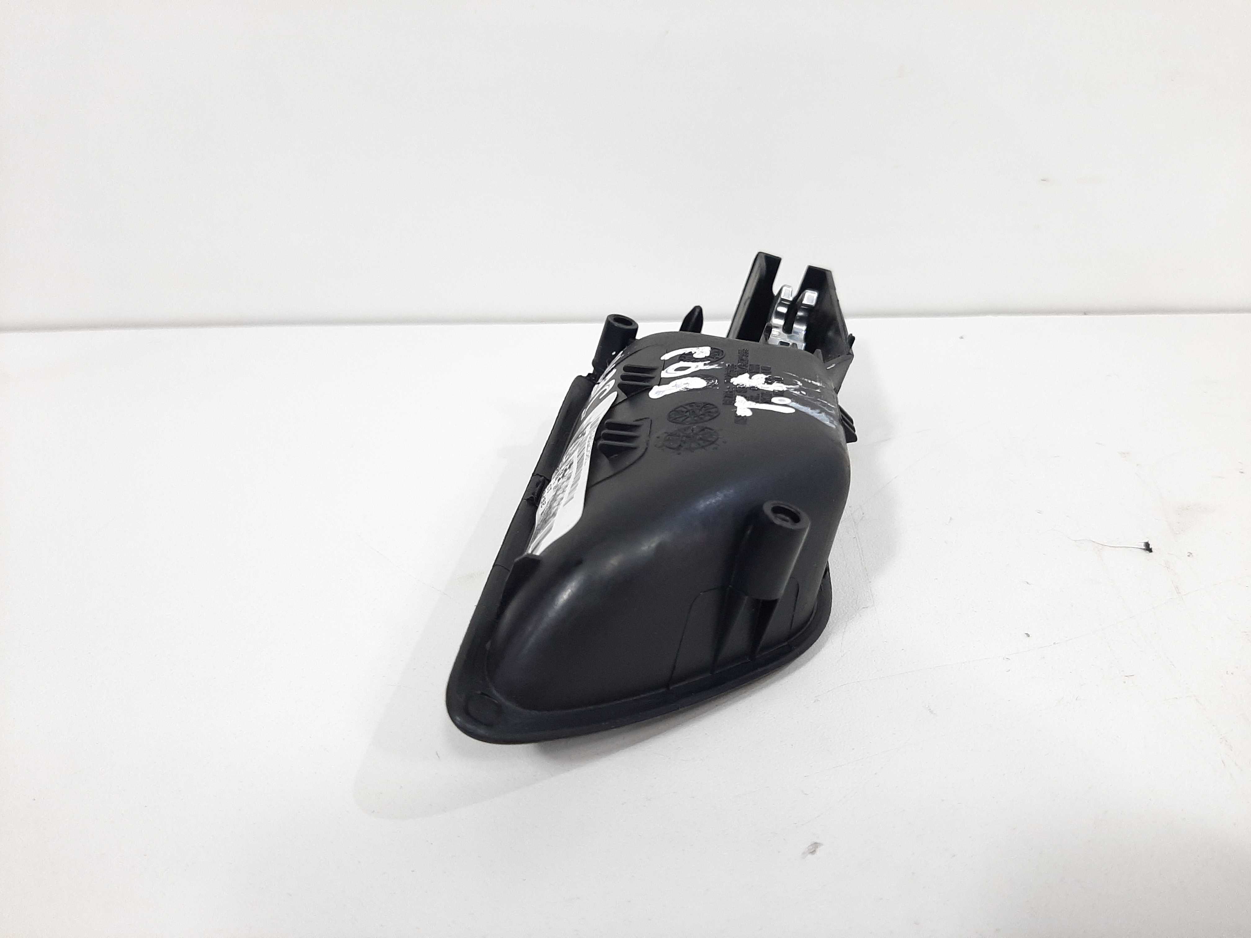 Maçaneta Interna Traseira Esquerda Vw Jetta 2012 2013 A 2018 7