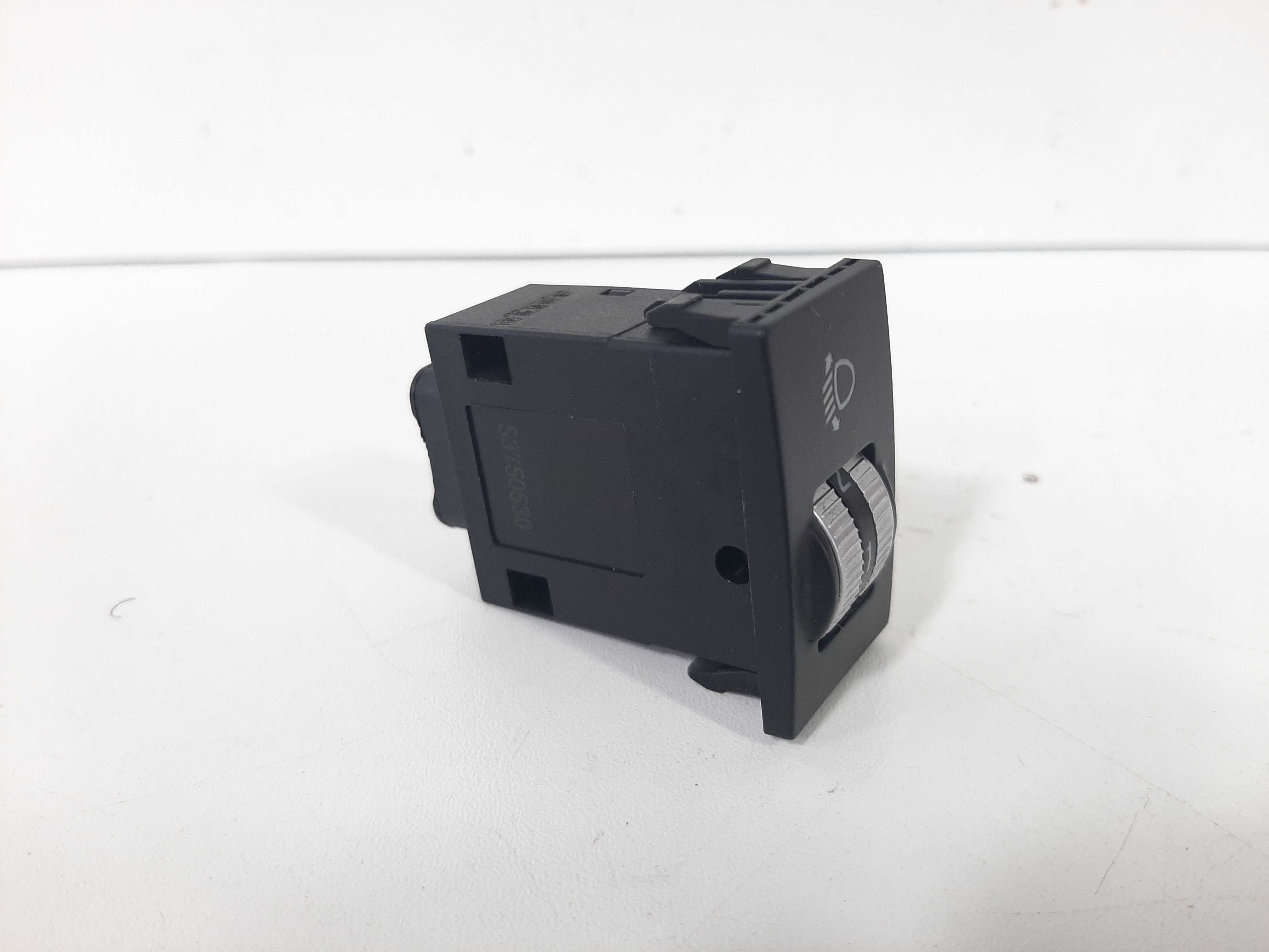 Botão Interruptor Regulagem Farol Milhas Lifan X60 12 A 2019 5