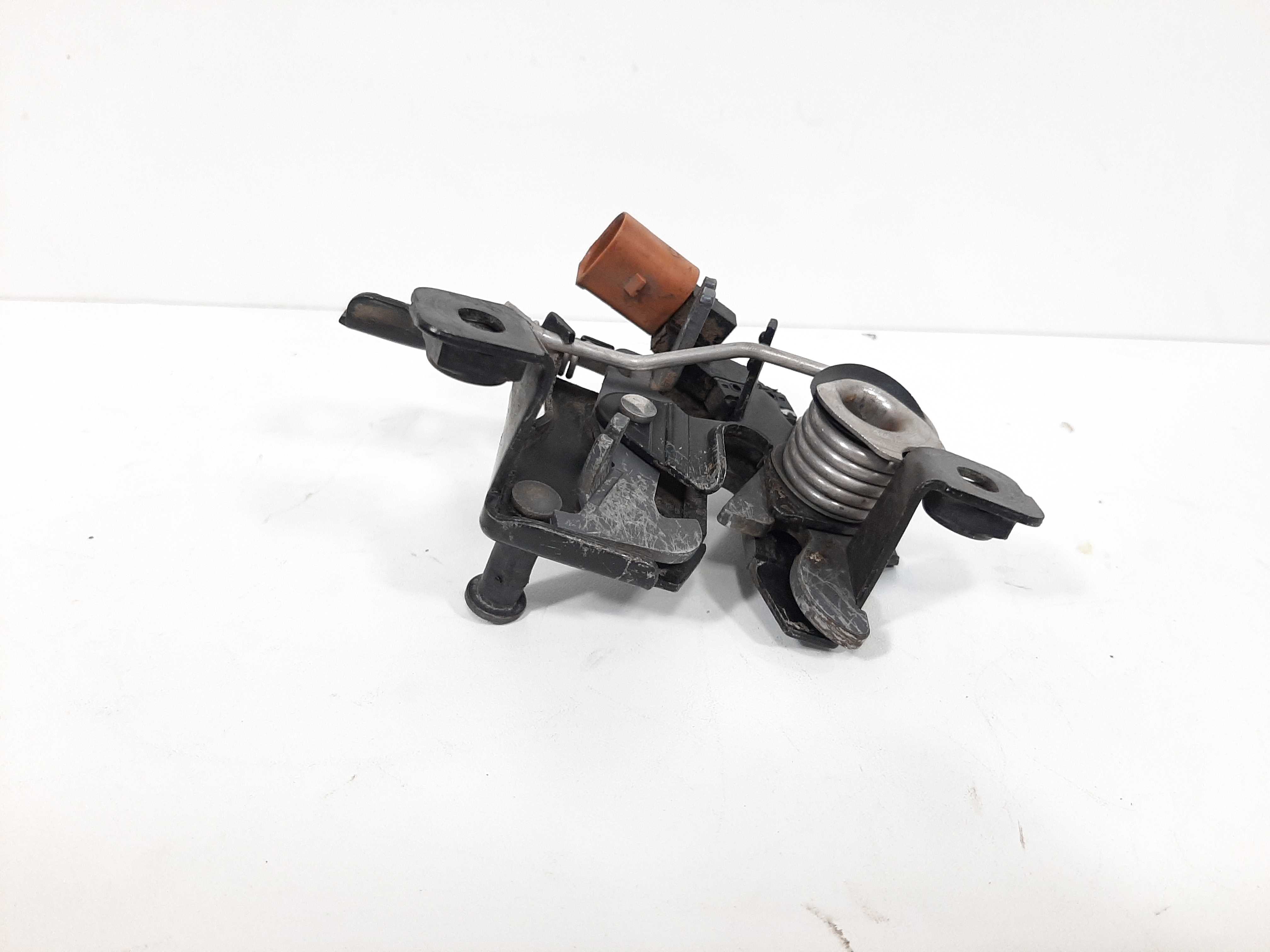 Fechadura Audi A3 Frontal Capô Cód. 8lo 0823509 K 7