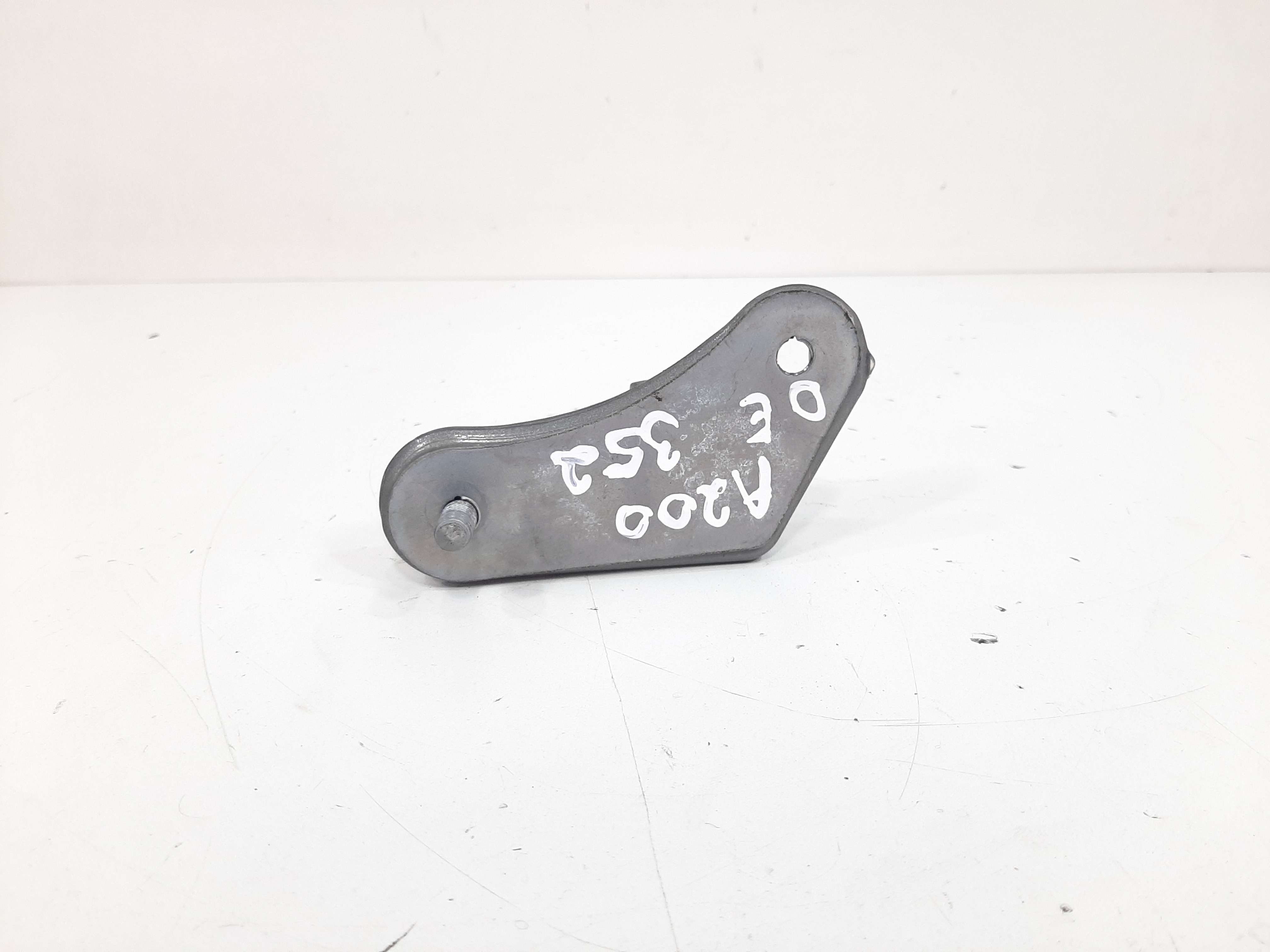 Dobradiça Porta Dianteira Esquerda Mercedes A200 A45 W176 8
