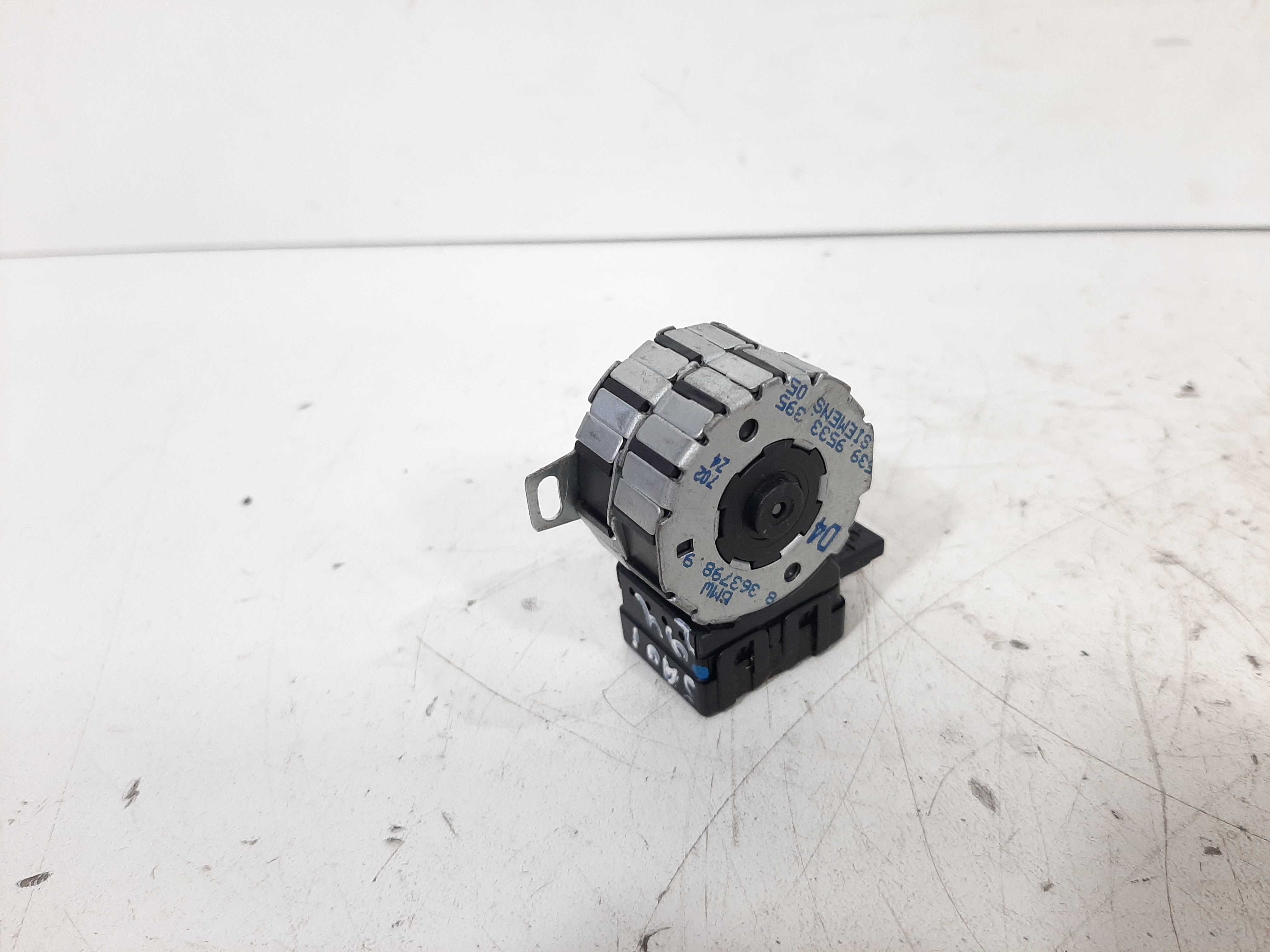 Atuador Caixa De Ar Bmw 528i 540i E39 Cod: 83637989 7
