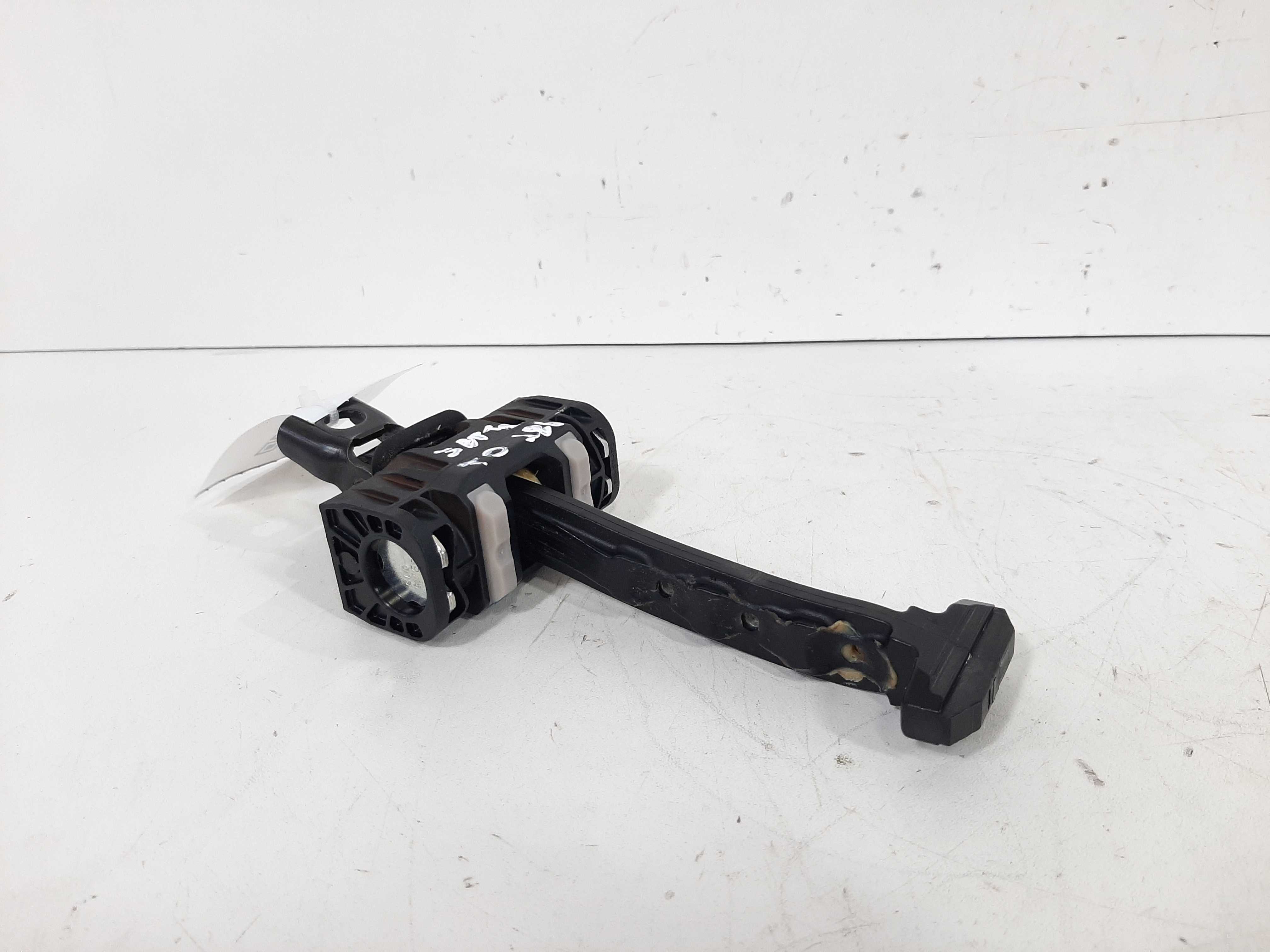 Limitador Porta Traseiro Direito Vw Jetta 2014 2015 A 2017 3