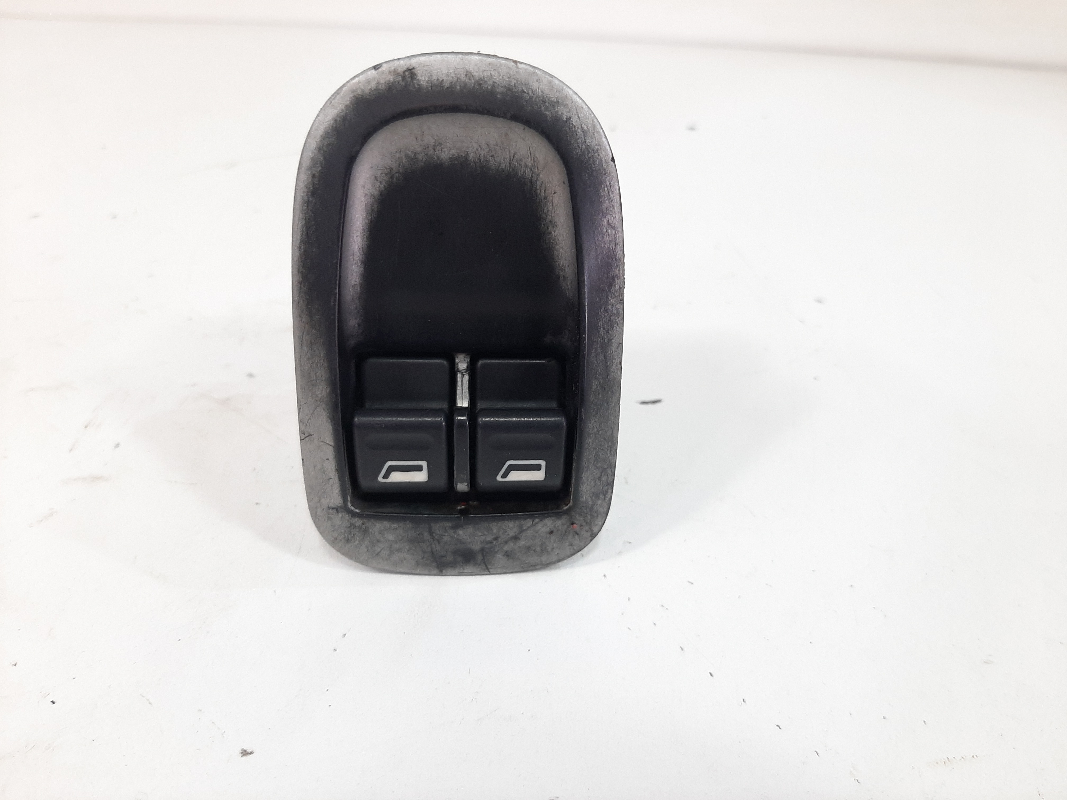 Comando Vidro Elétrico Dianteiro Direito Peugeot 207 08 A 13 7