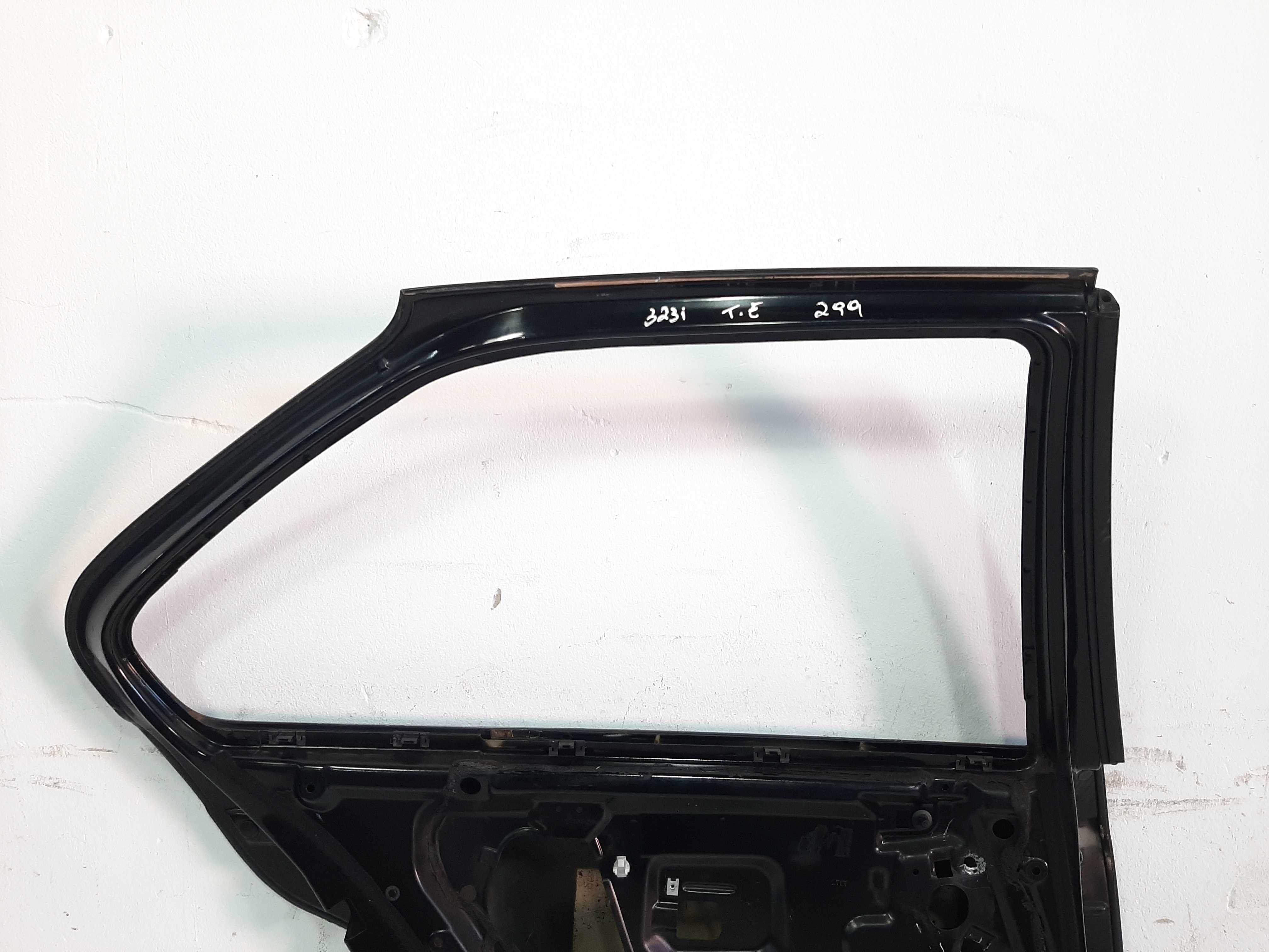 Porta Traseira Esquerda Bmw 323i E36 1991 A 2000 C/ Avaria 7